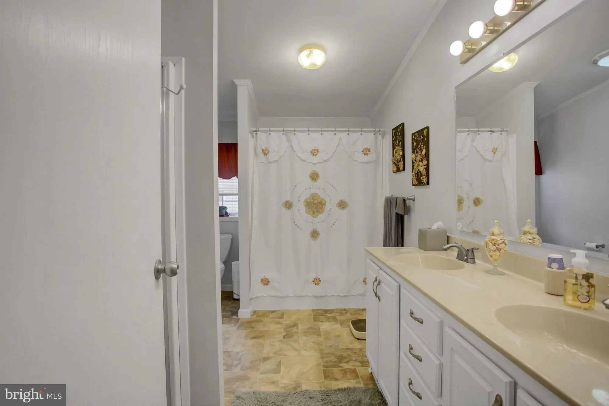 Property Slideshow image 27 of 43 | 22 lantern ln, Shippensburg, PA, 17257