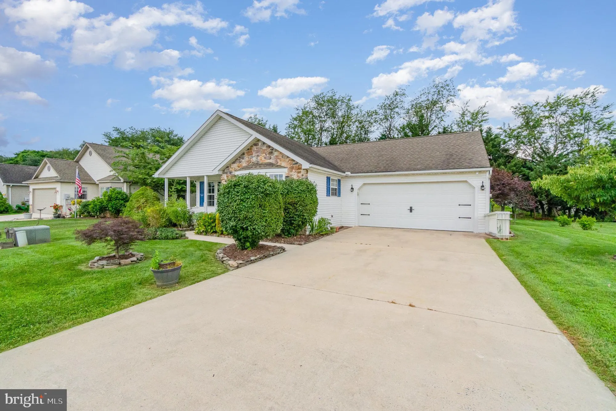 Property Slideshow image 23 of 39 | 38 lantern ln, Shippensburg, PA, 17257