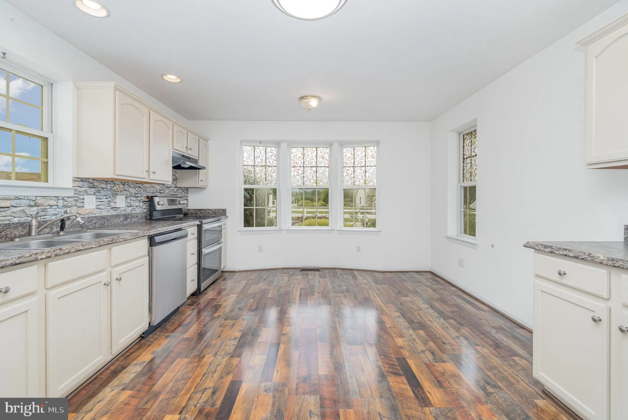 Property Slideshow image 7 of 39 | 38 lantern ln, Shippensburg, PA, 17257