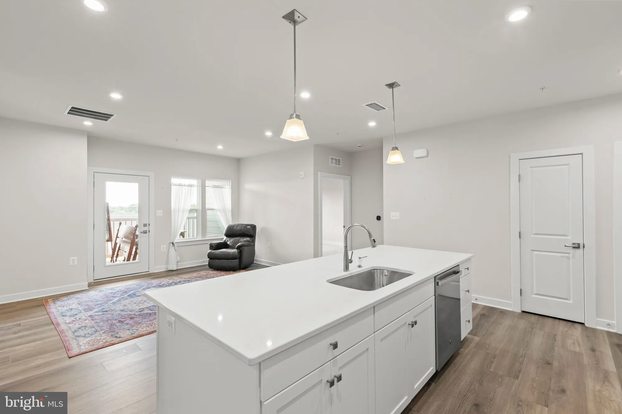 Property Slideshow image 5 of 22 | 140 mccormick cir apt 403, Winchester, VA, 22602