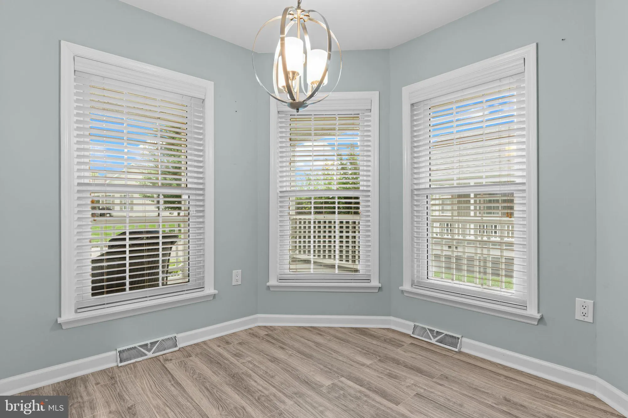 Property Slideshow image 9 of 32 | 620 eucalyptus way, Blue Bell, PA, 19422