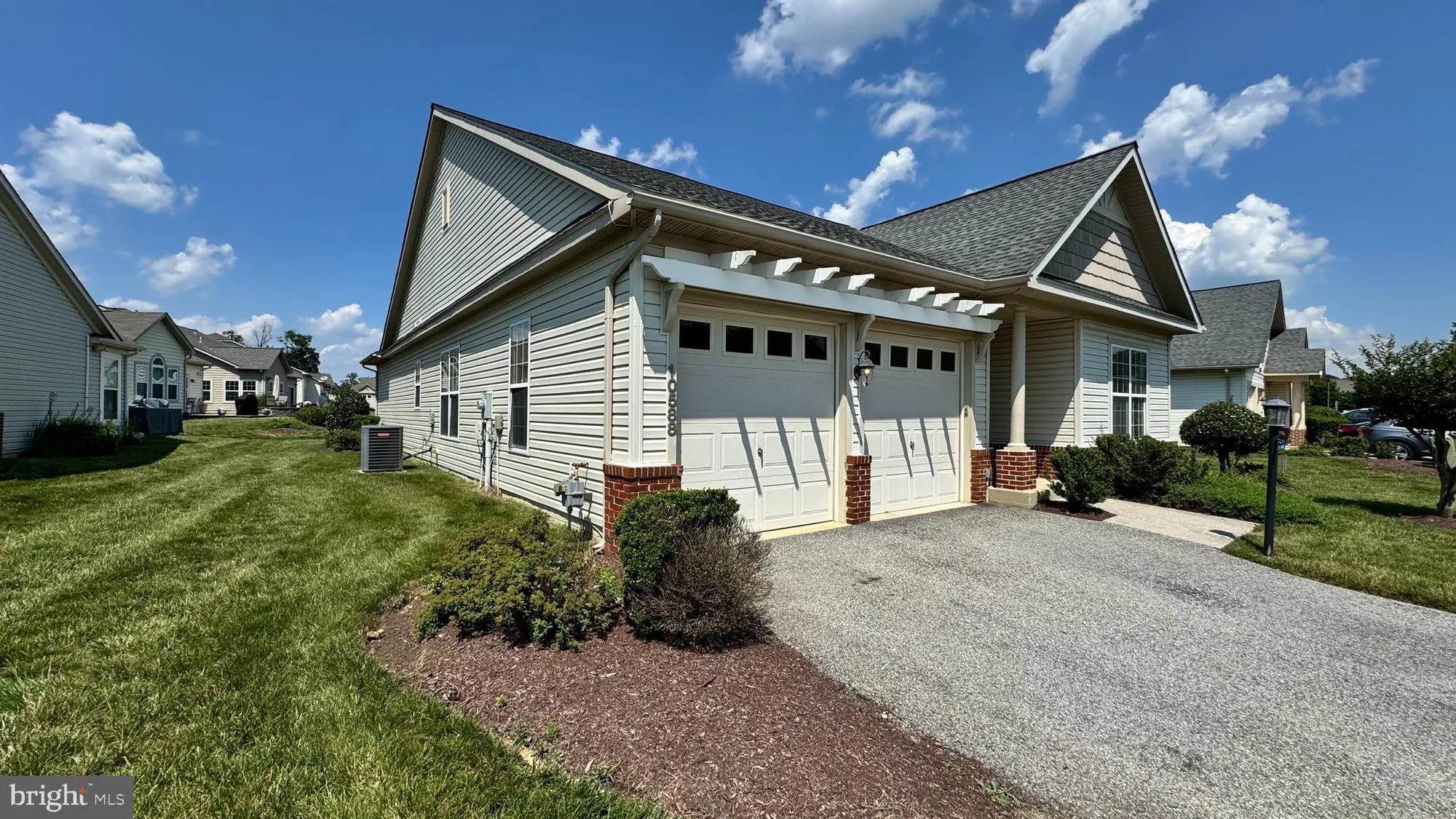 Property Slideshow image 2 of 9 | 10588 shooting star ln, Waldorf, MD, 20603