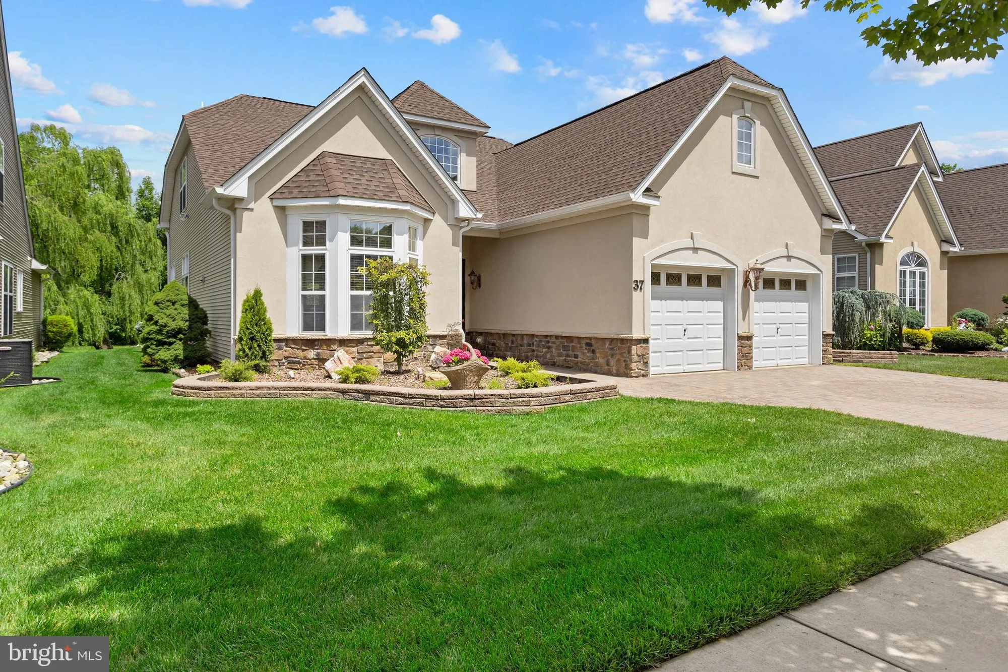 Property Slideshow image 2 of 39 | 37 monte carlo dr, Hamilton, NJ, 08691