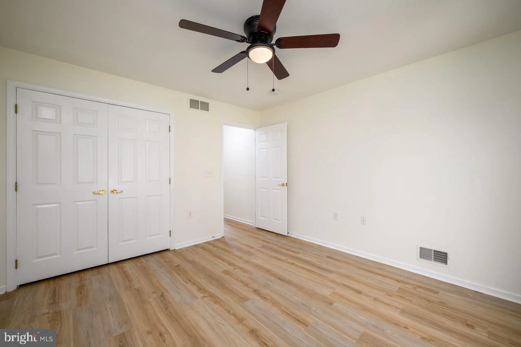 Property Slideshow image 18 of 51 | 4 penny ln, Jackson, NJ, 08527