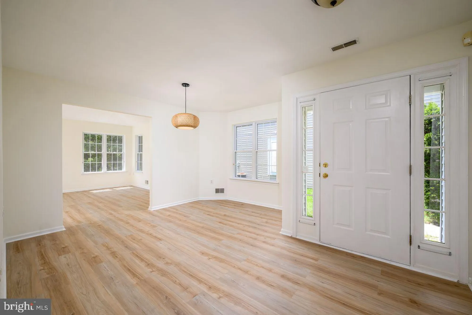 Property Slideshow image 32 of 51 | 4 penny ln, Jackson, NJ, 08527