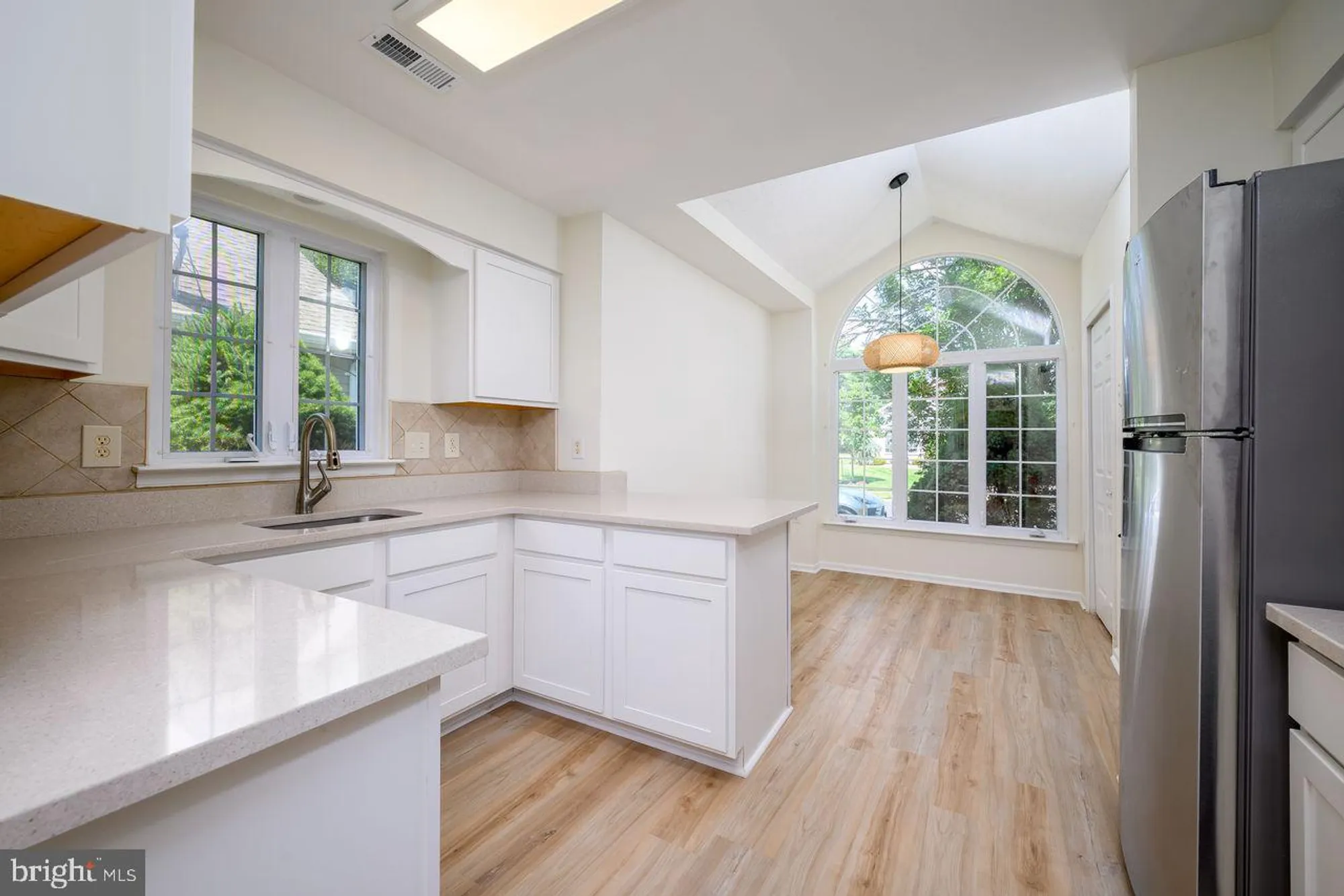 Property Slideshow image 12 of 51 | 4 penny ln, Jackson, NJ, 08527