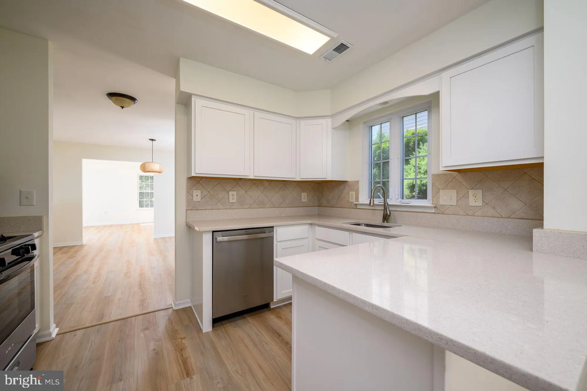 Property Slideshow image 21 of 51 | 4 penny ln, Jackson, NJ, 08527