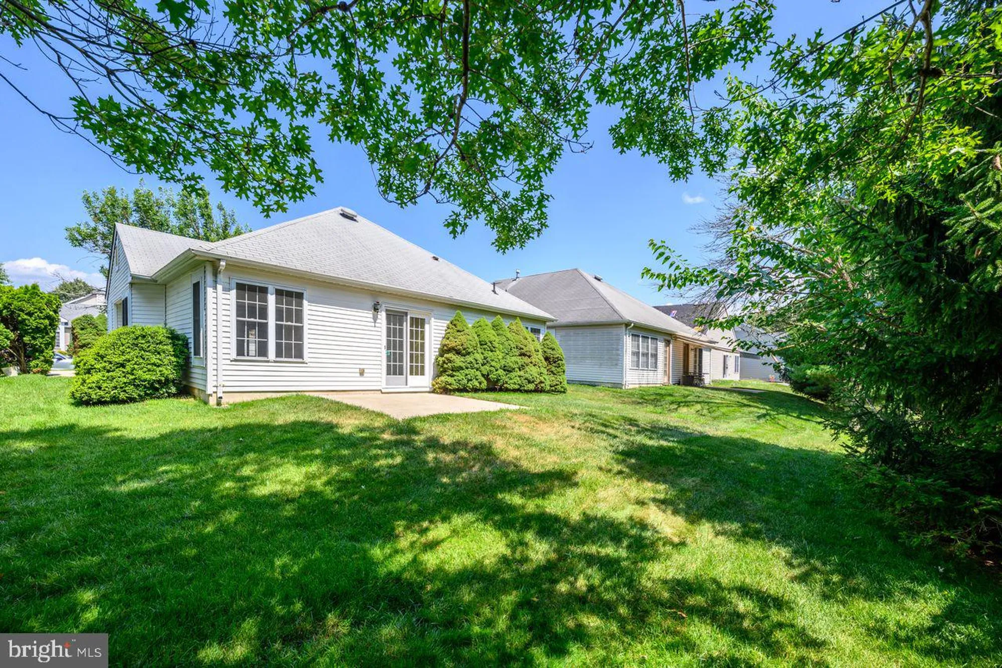 Property Slideshow image 37 of 51 | 4 penny ln, Jackson, NJ, 08527