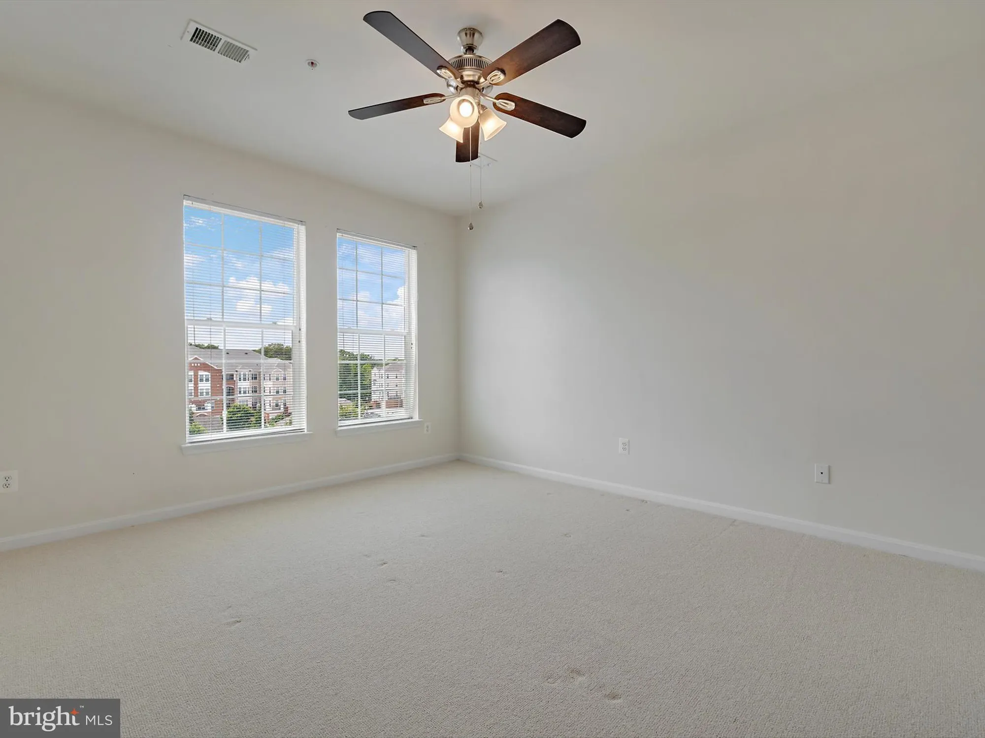 Property Slideshow image 26 of 53 | 8615 fluttering leaf trl 404, Odenton, MD, 21113