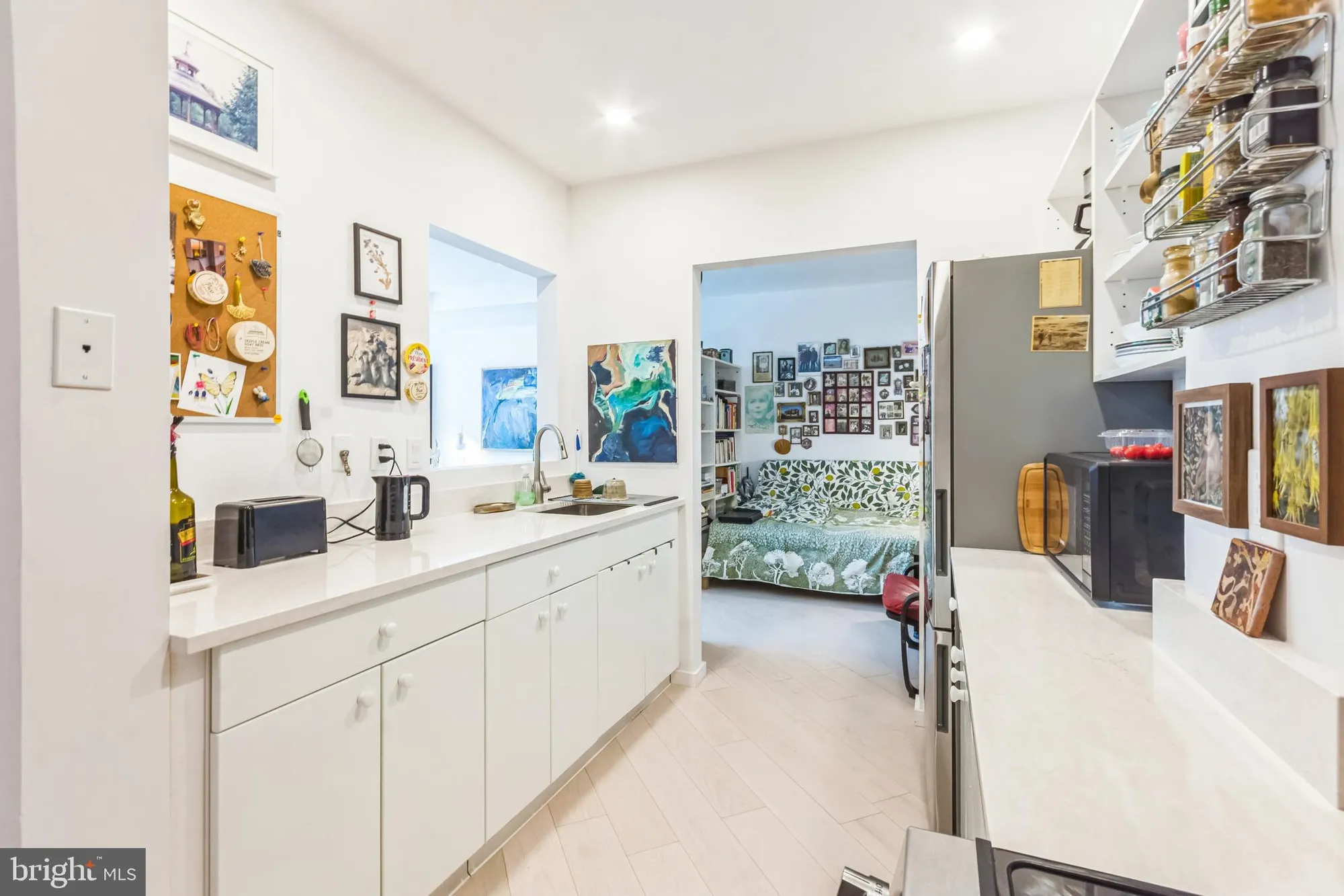 Property Slideshow image 10 of 19 | 2402 windrow dr, Princeton, NJ, 08540