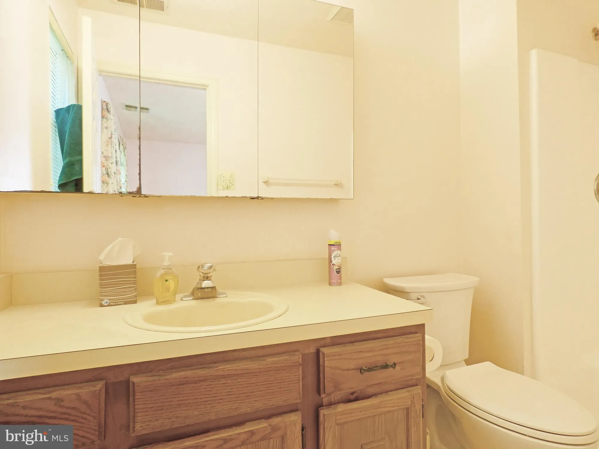 Property Slideshow image 25 of 33 | 227 lantern pl, Little Egg Harbor Twp, NJ, 08087