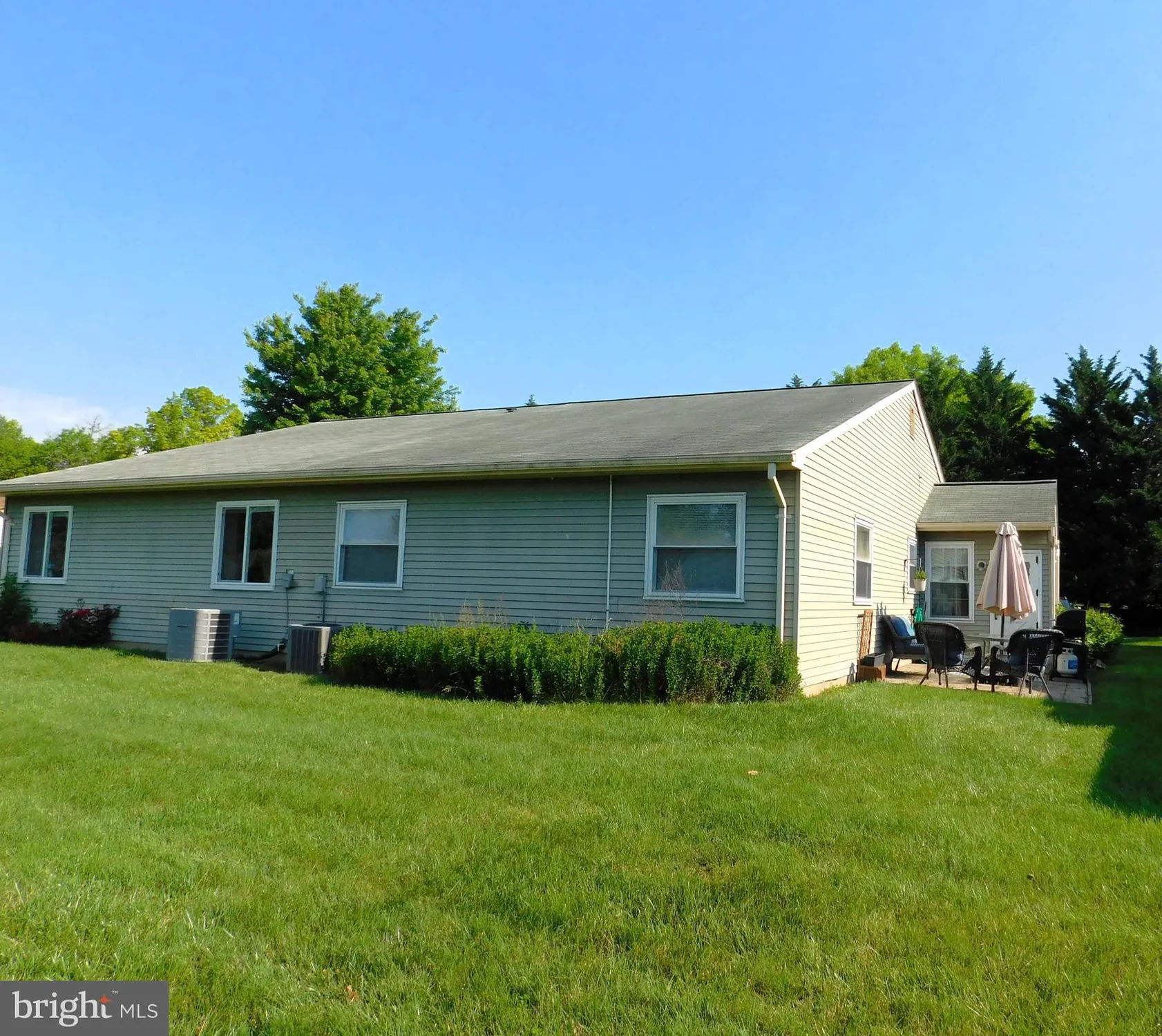 Property Slideshow image 7 of 18 | 5722 box elder ct, Frederick, MD, 21703