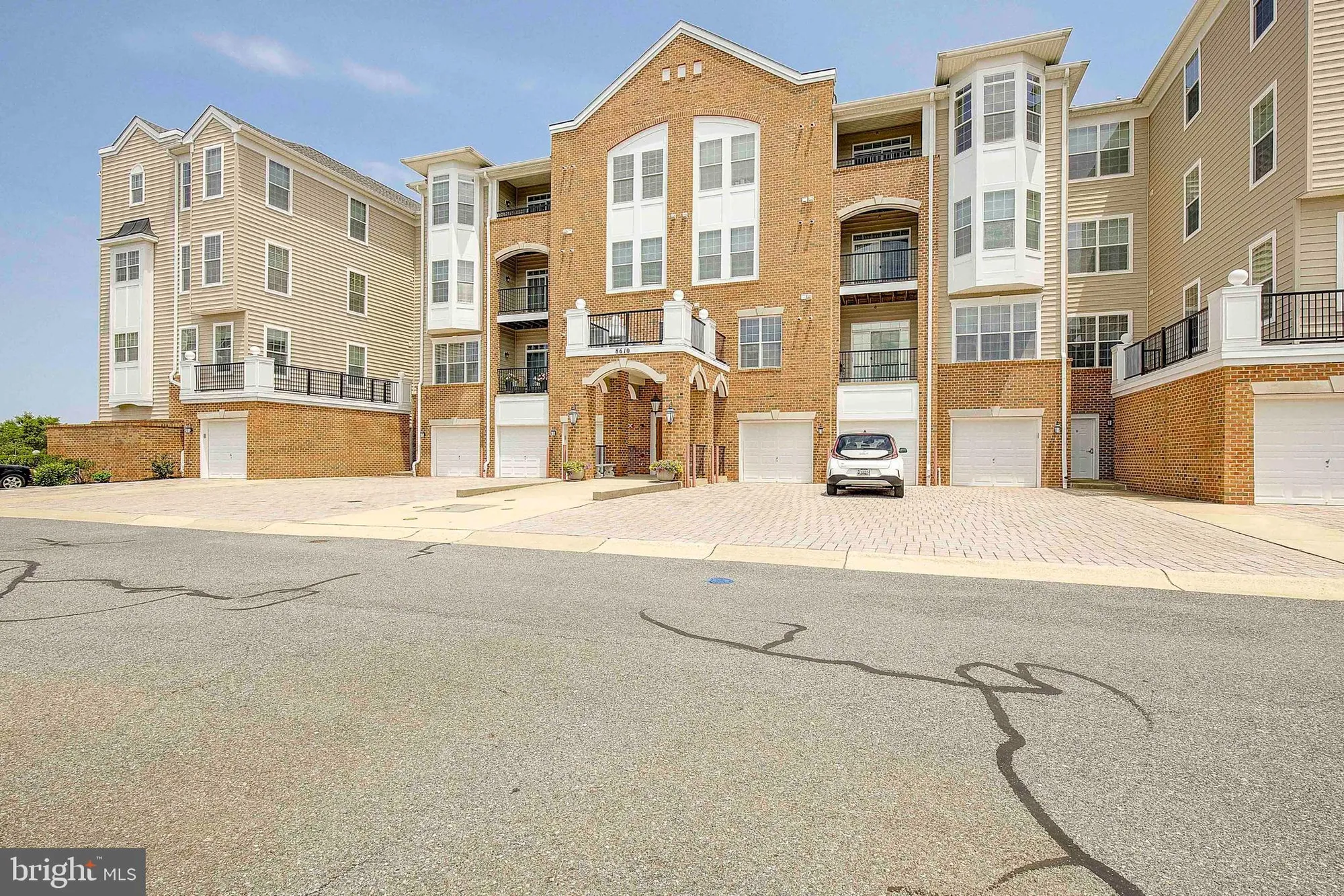 Property Slideshow image 1 of 30 | 8610 fluttering leaf trl 208, Odenton, MD, 21113