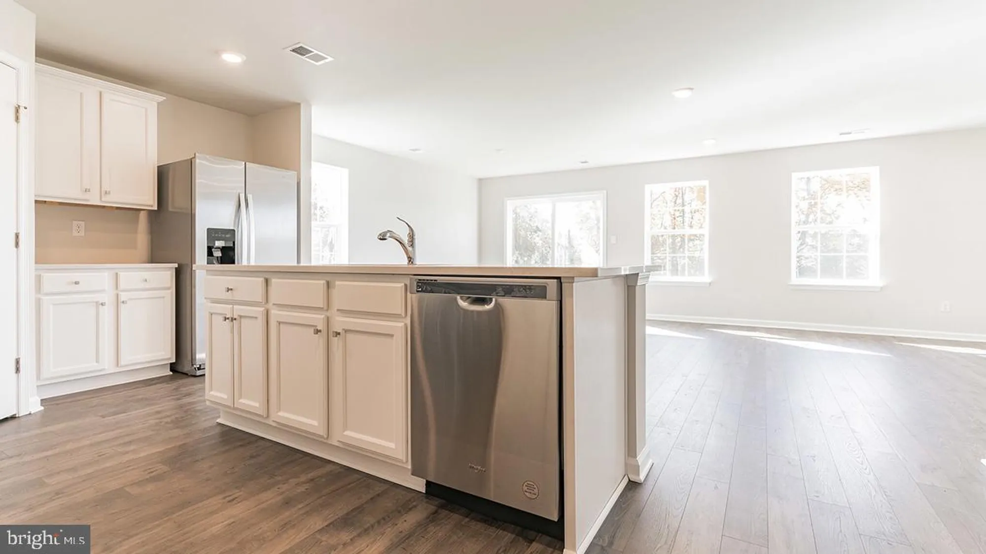 Property Slideshow image 11 of 22 | 302 haven dr, Pottstown, PA, 19464