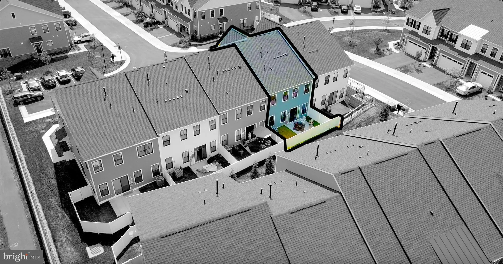 Property Slideshow image 3 of 30 | 18989 coral reef sq, Leesburg, VA, 20176