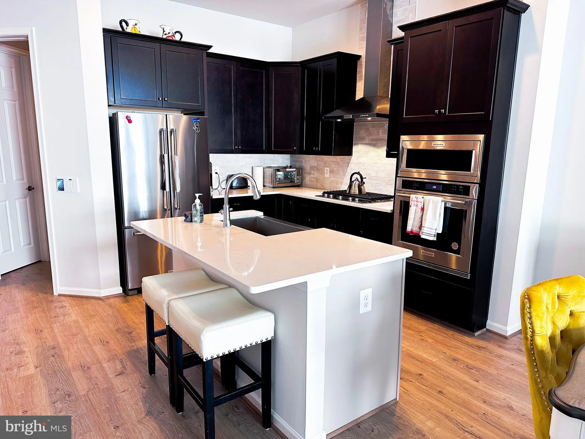 Property Slideshow image 9 of 30 | 18989 coral reef sq, Leesburg, VA, 20176