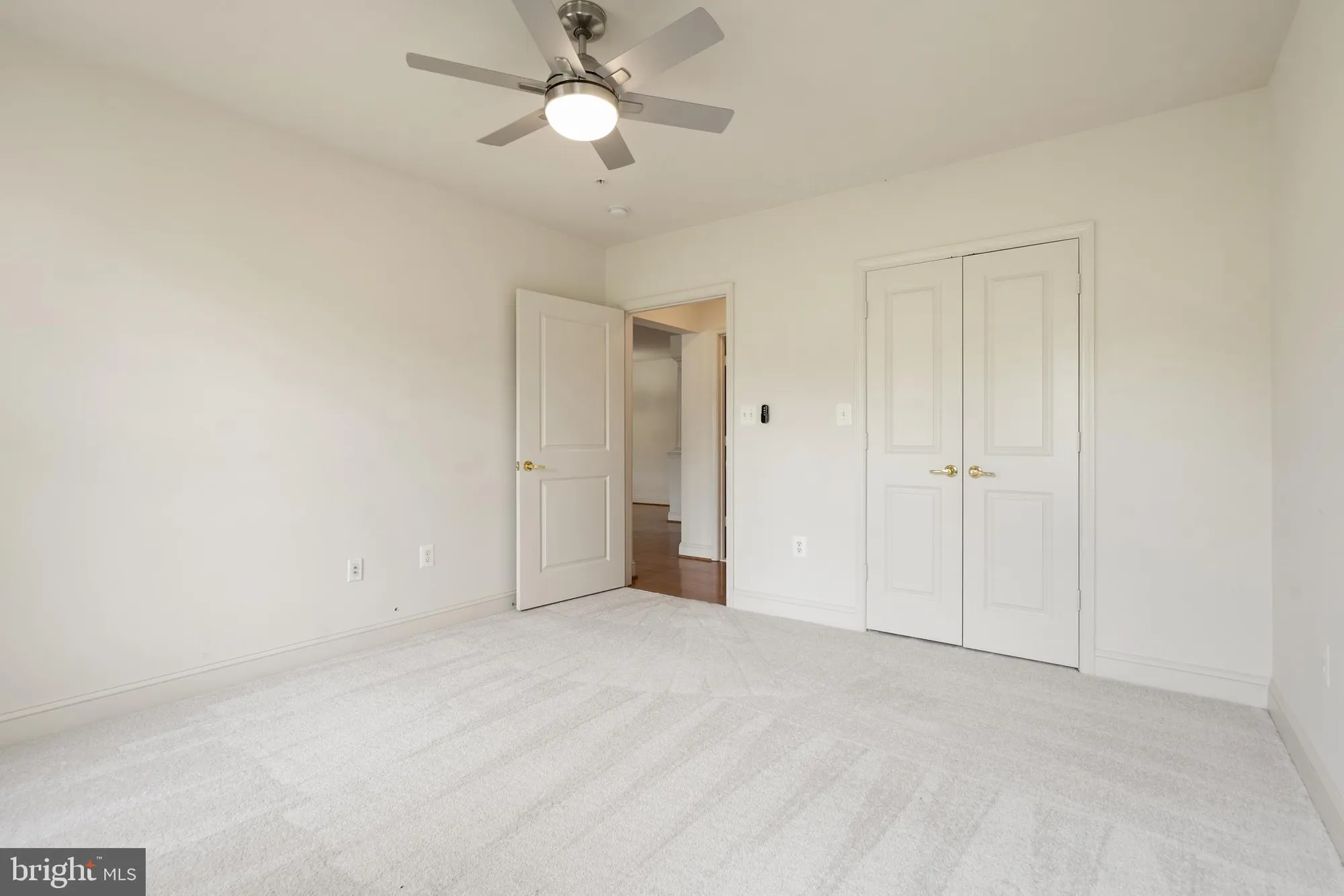 Property Slideshow image 17 of 30 | 6704 holly farm ln unit 109, Warrenton, VA, 20187