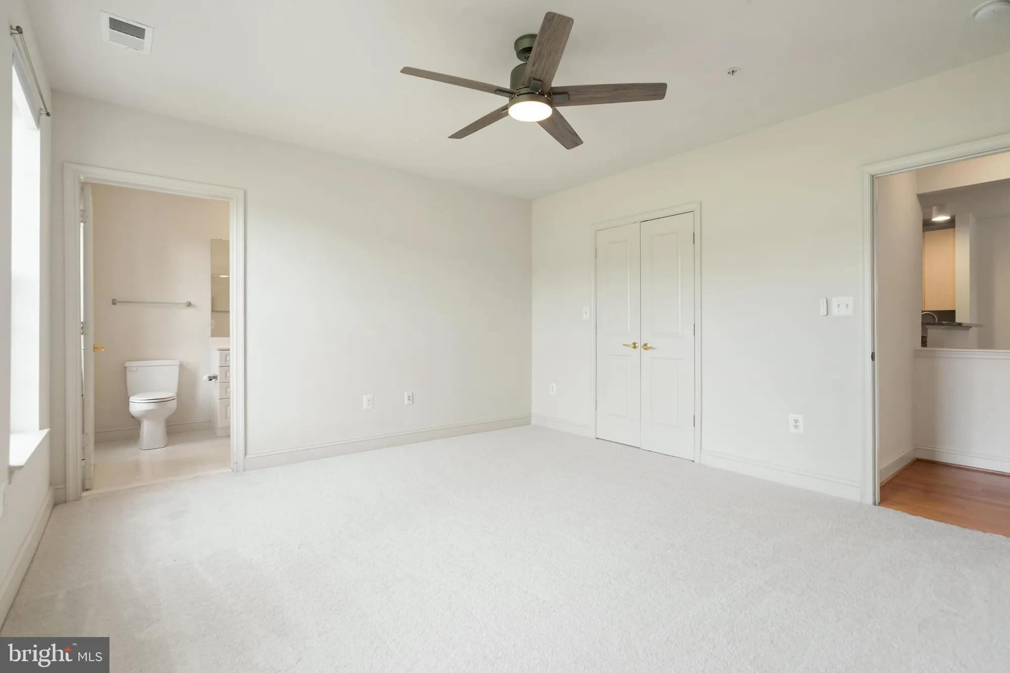 Property Slideshow image 13 of 30 | 6704 holly farm ln unit 109, Warrenton, VA, 20187