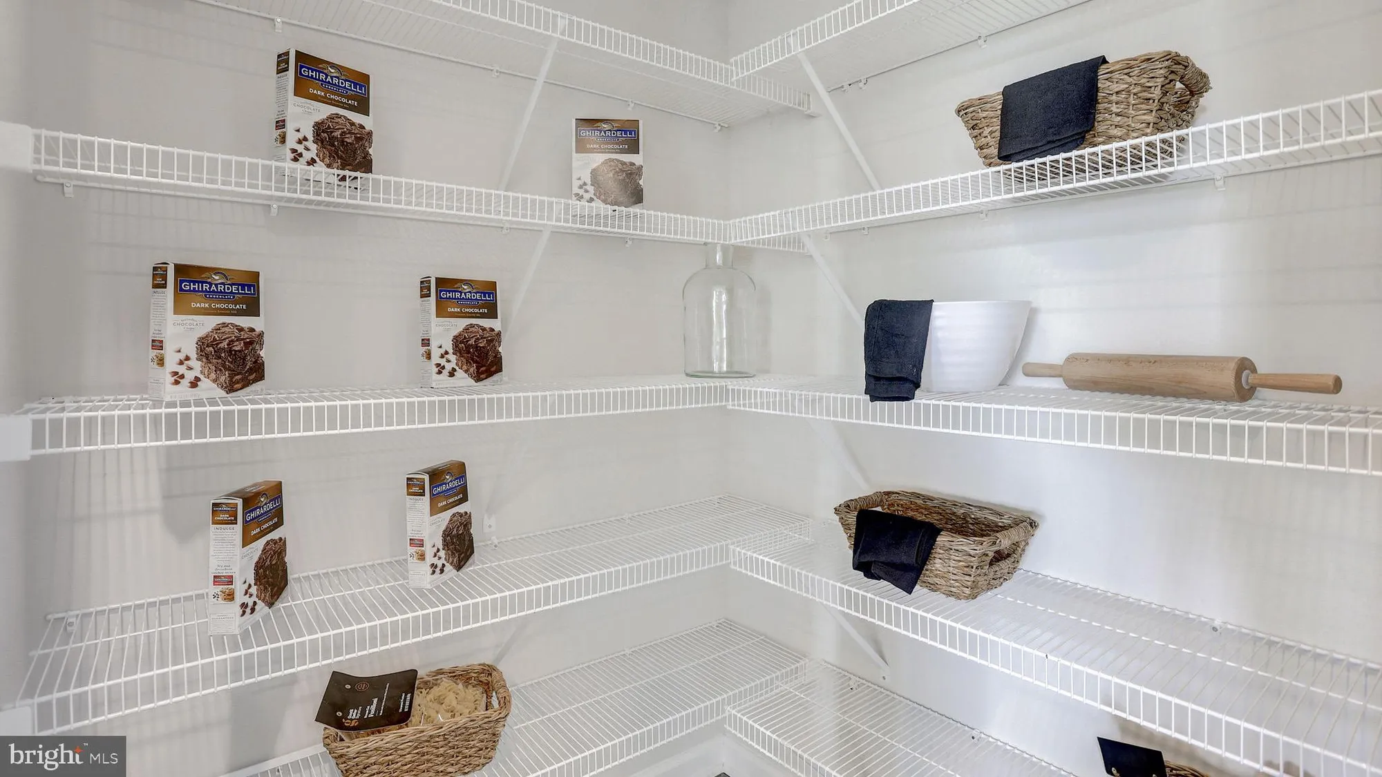 Property Slideshow image 11 of 27 | 318 haven dr, Pottstown, PA, 19464