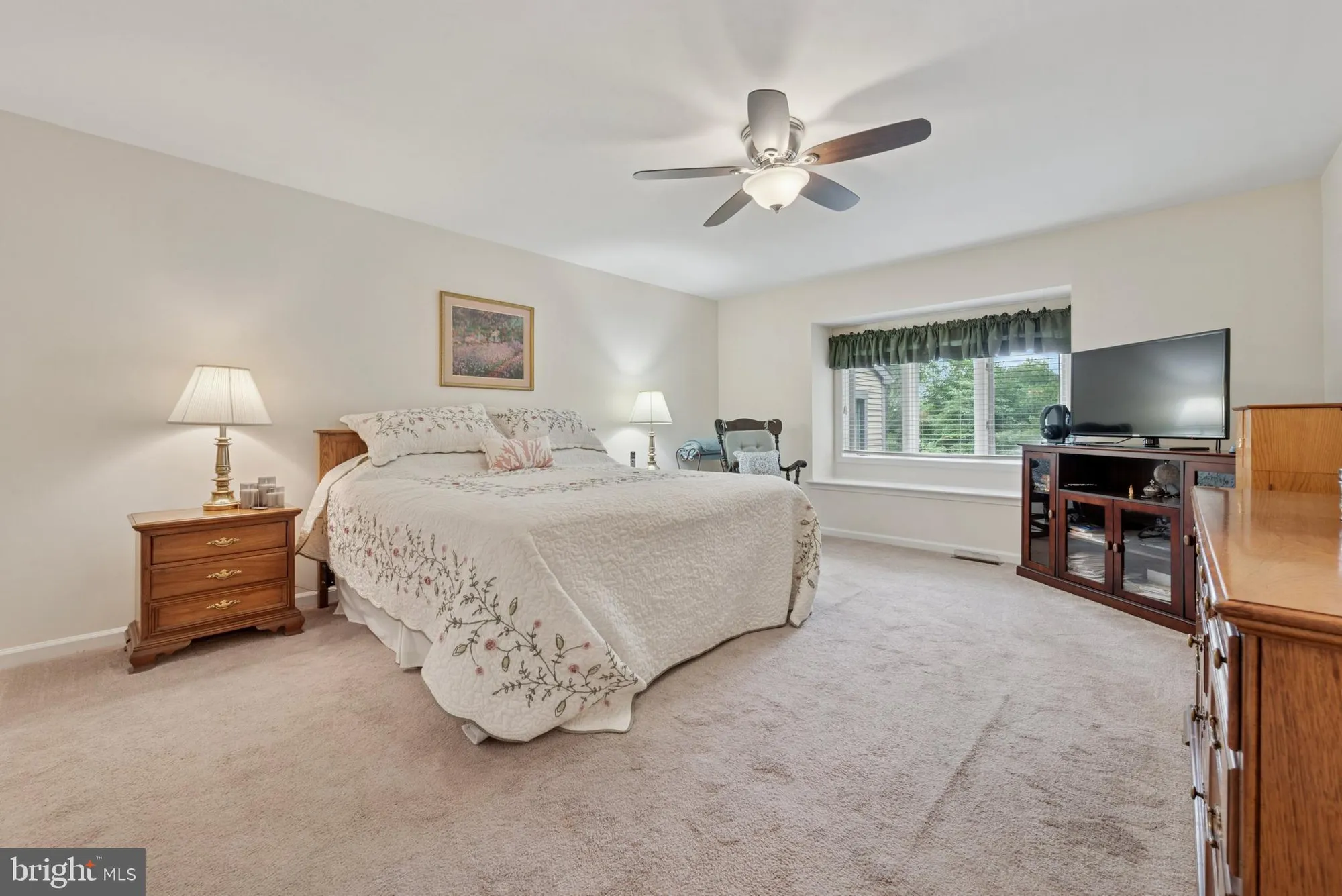 Property Slideshow image 16 of 35 | 1243 princeton ln # 1243, West Chester, PA, 19380