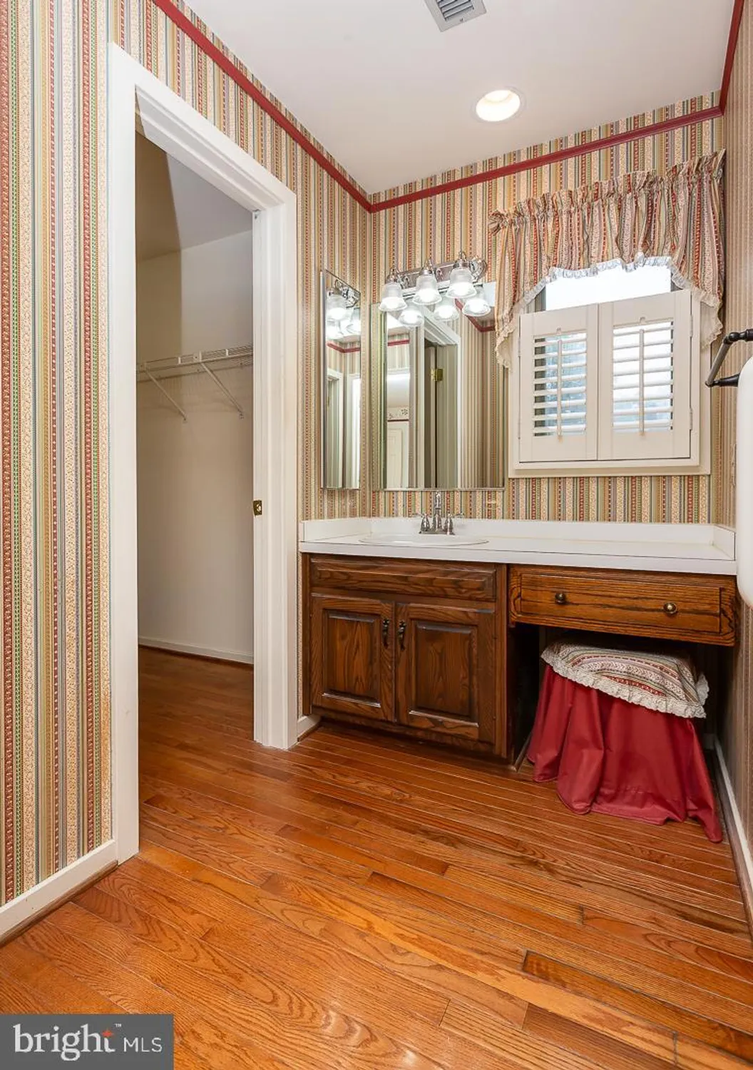 Property Slideshow image 25 of 43 | 331 devon way # 331, West Chester, PA, 19380