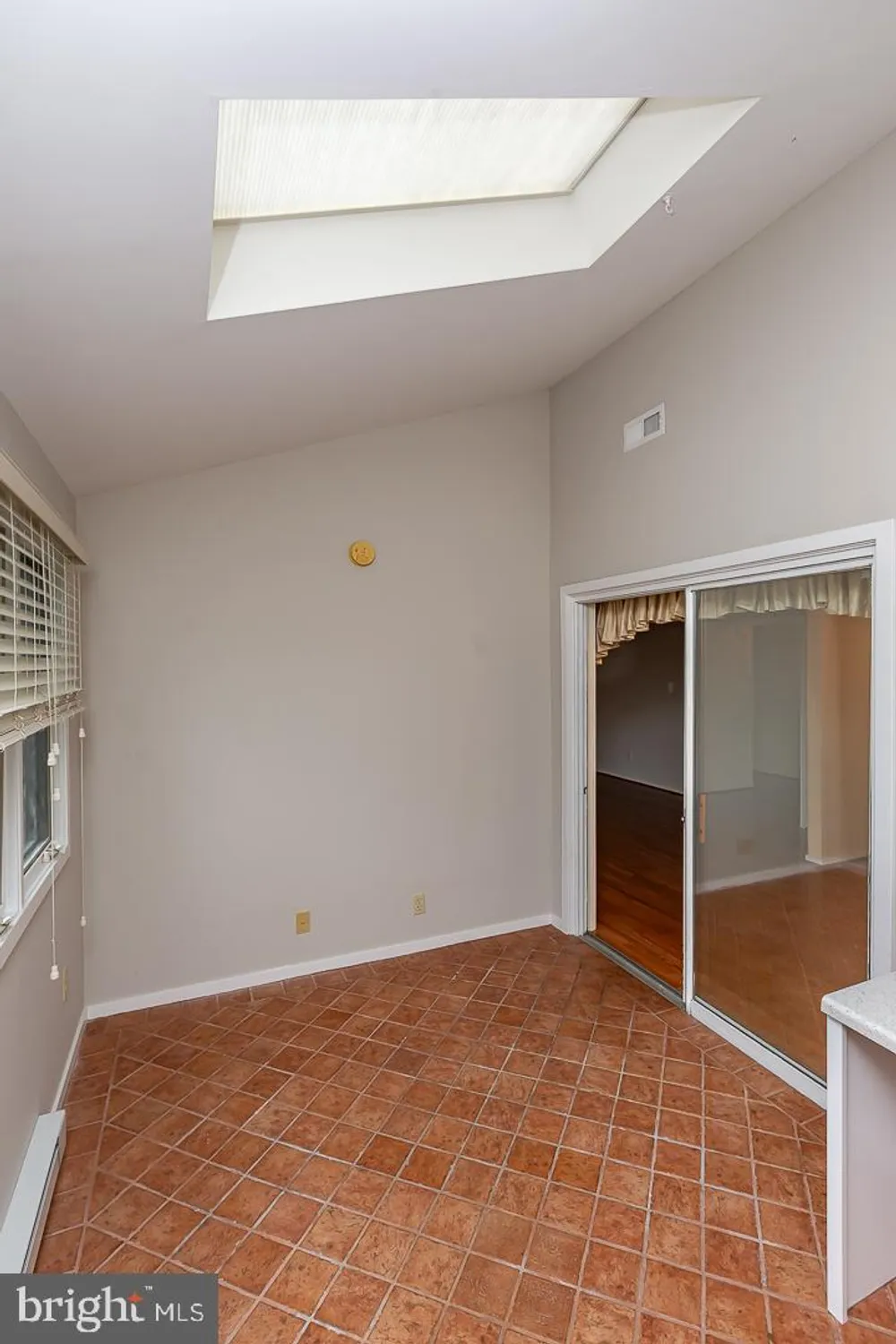 Property Slideshow image 21 of 43 | 331 devon way # 331, West Chester, PA, 19380