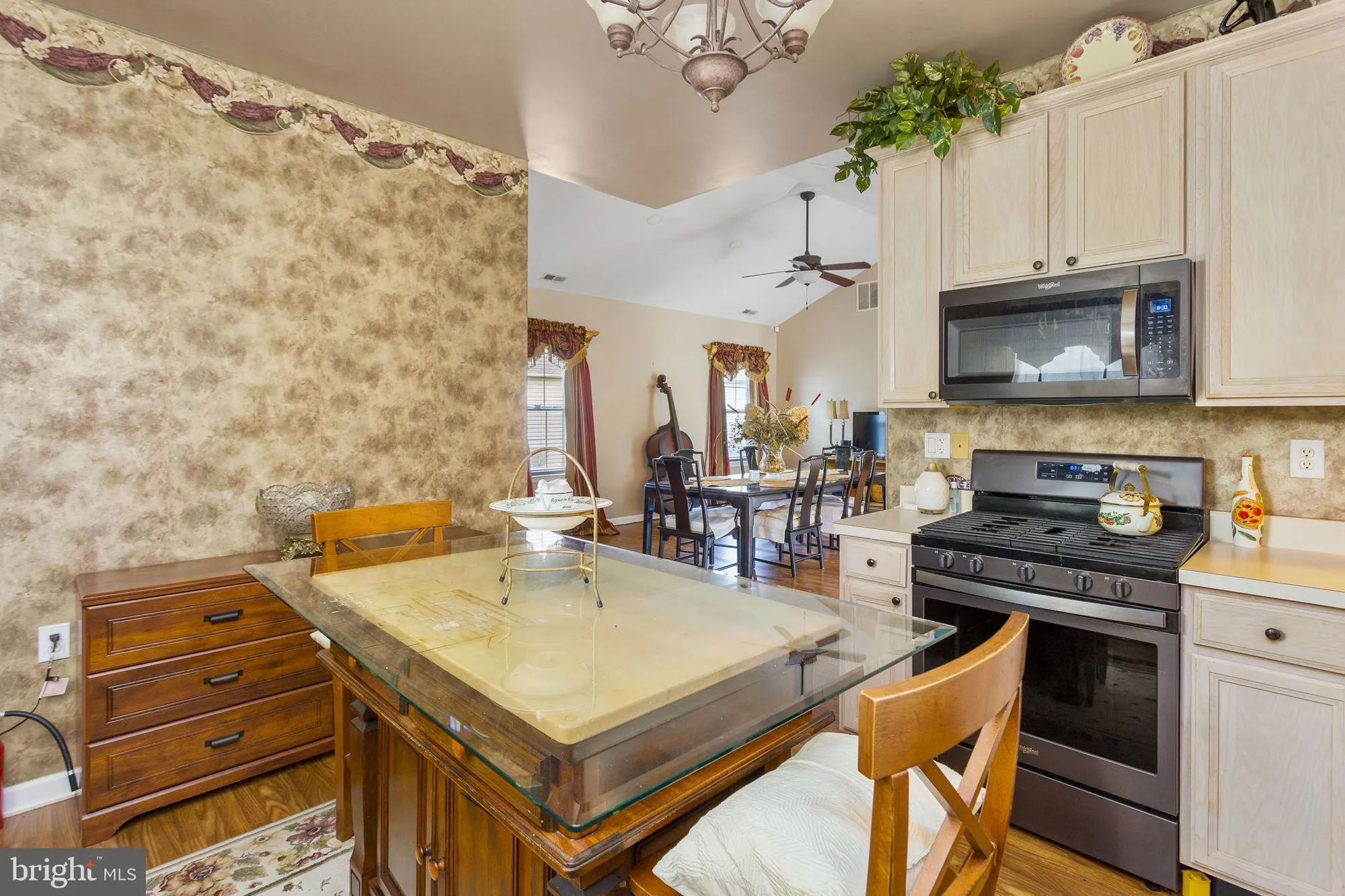 Property Slideshow image 14 of 28 | 47 gabriella cir, Manchester, NJ, 08759