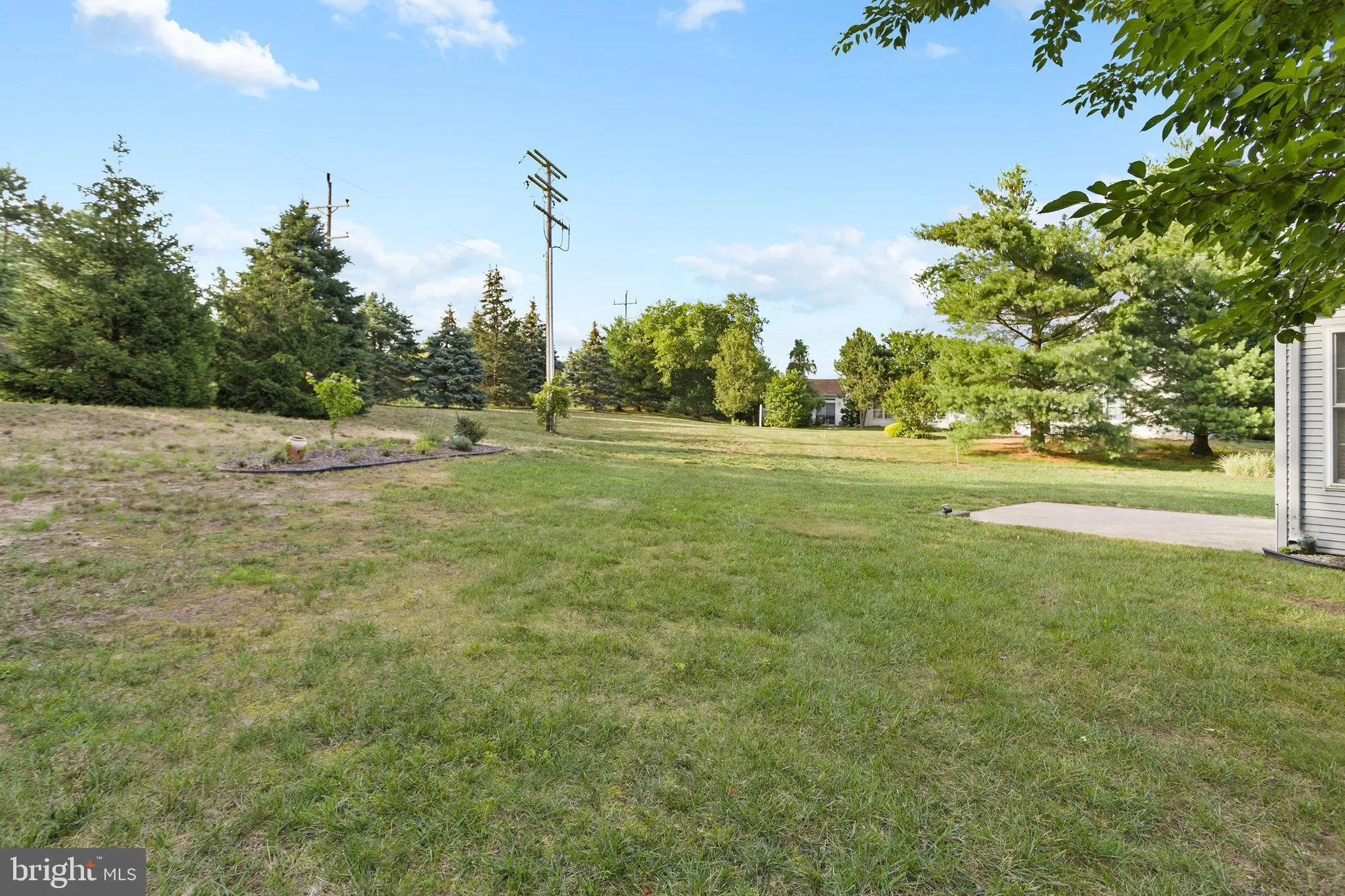 Property Slideshow image 27 of 28 | 47 gabriella cir, Manchester, NJ, 08759