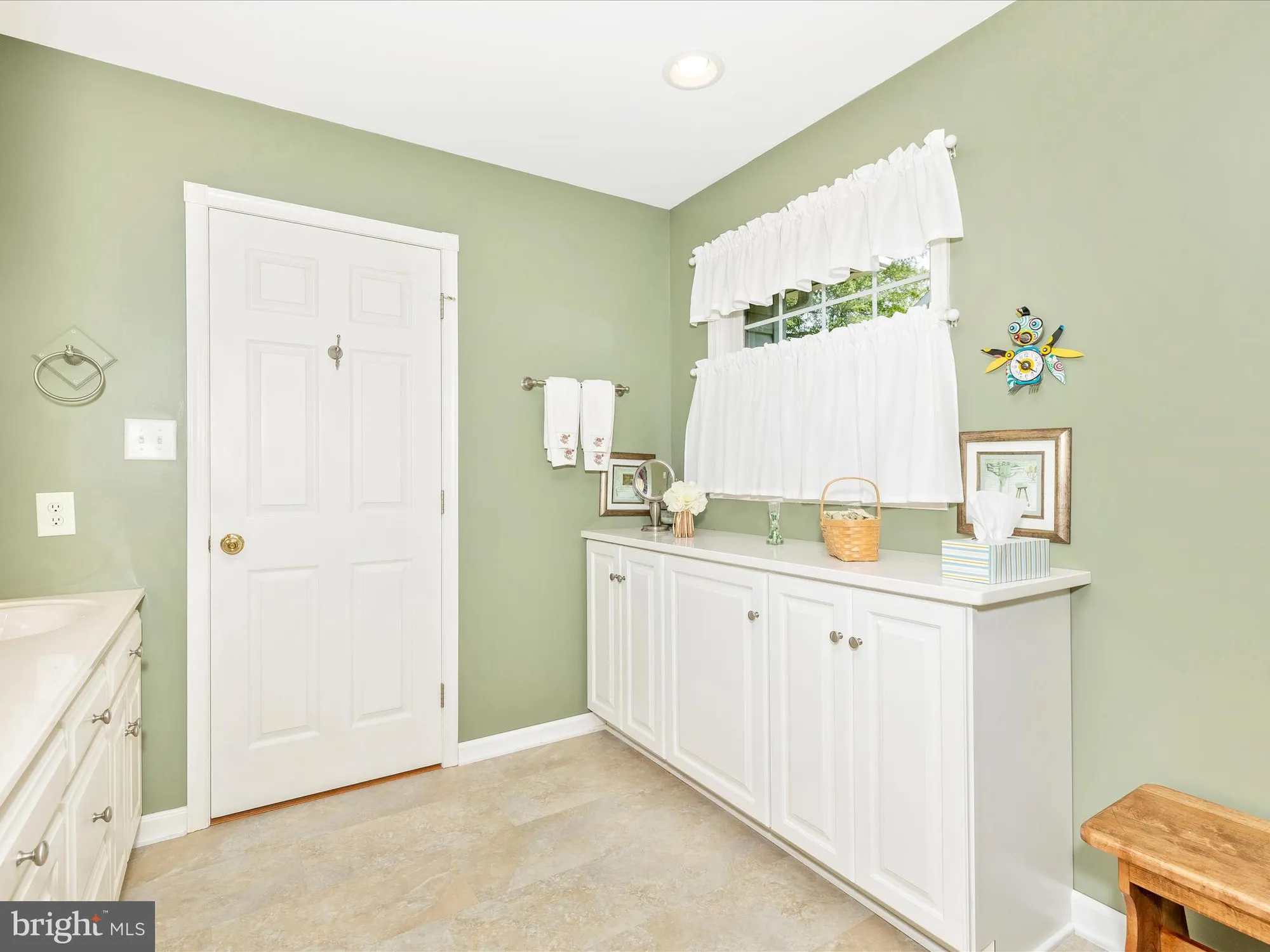 Property Slideshow image 31 of 49 | 6945 augusta national, Fayetteville, PA, 17222