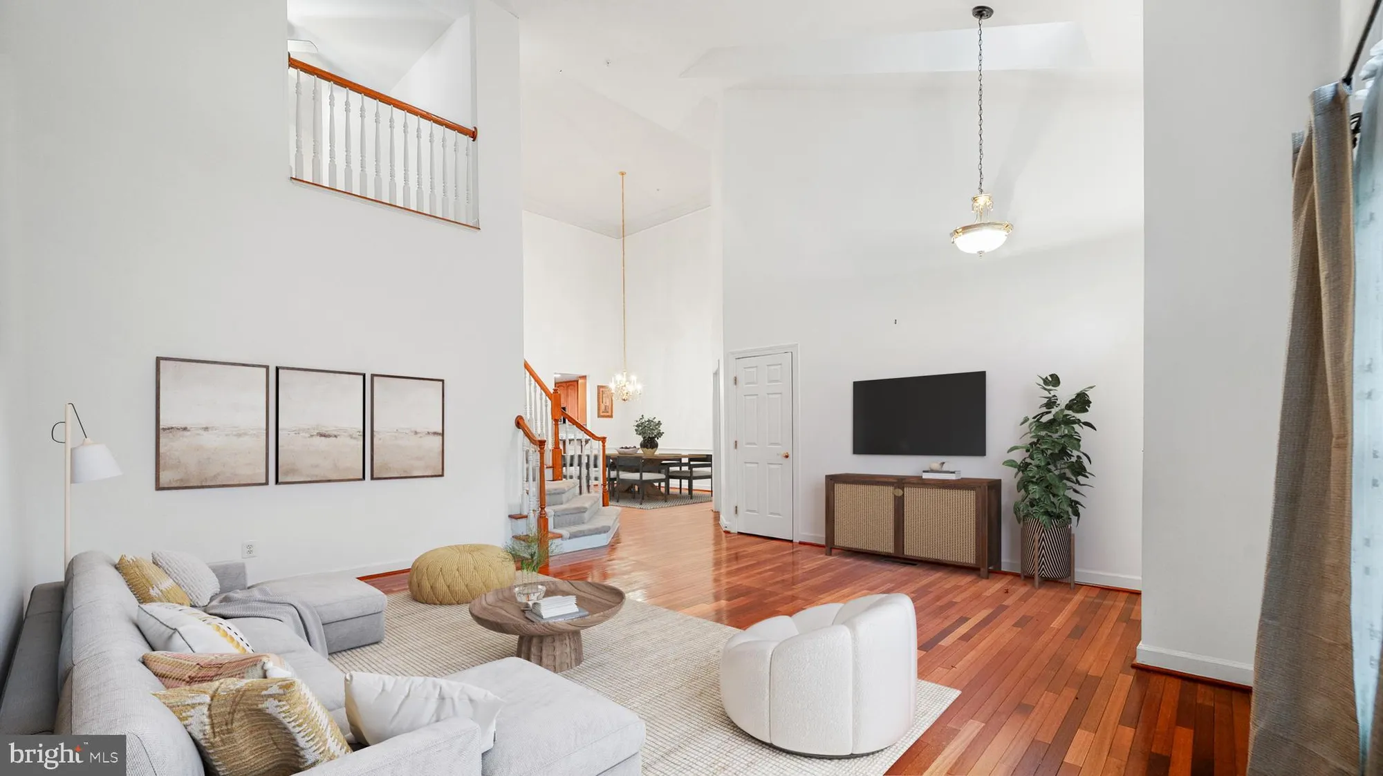 Property Slideshow image 3 of 35 | 8523 snowreath rd # 8523, Baltimore, MD, 21208