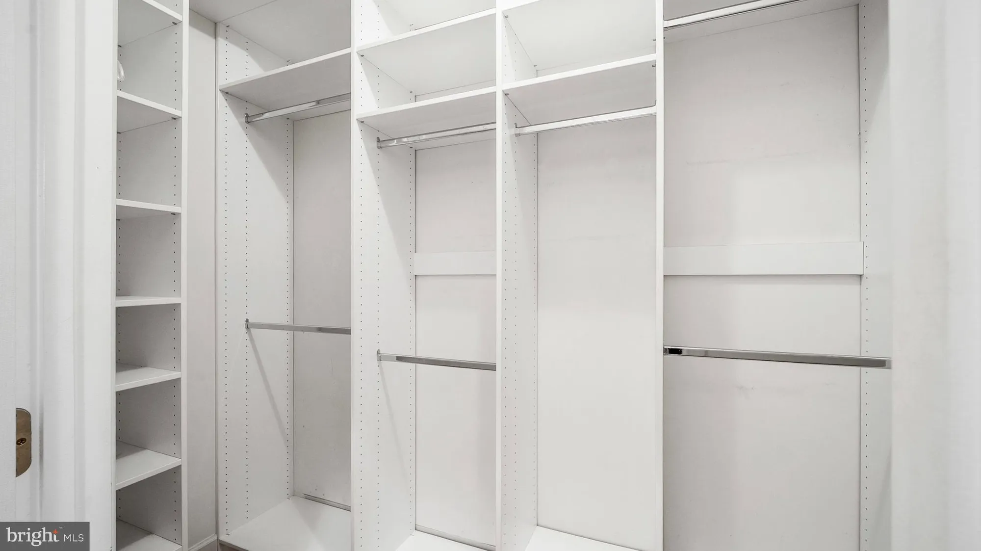 Property Slideshow image 13 of 35 | 8523 snowreath rd # 8523, Baltimore, MD, 21208