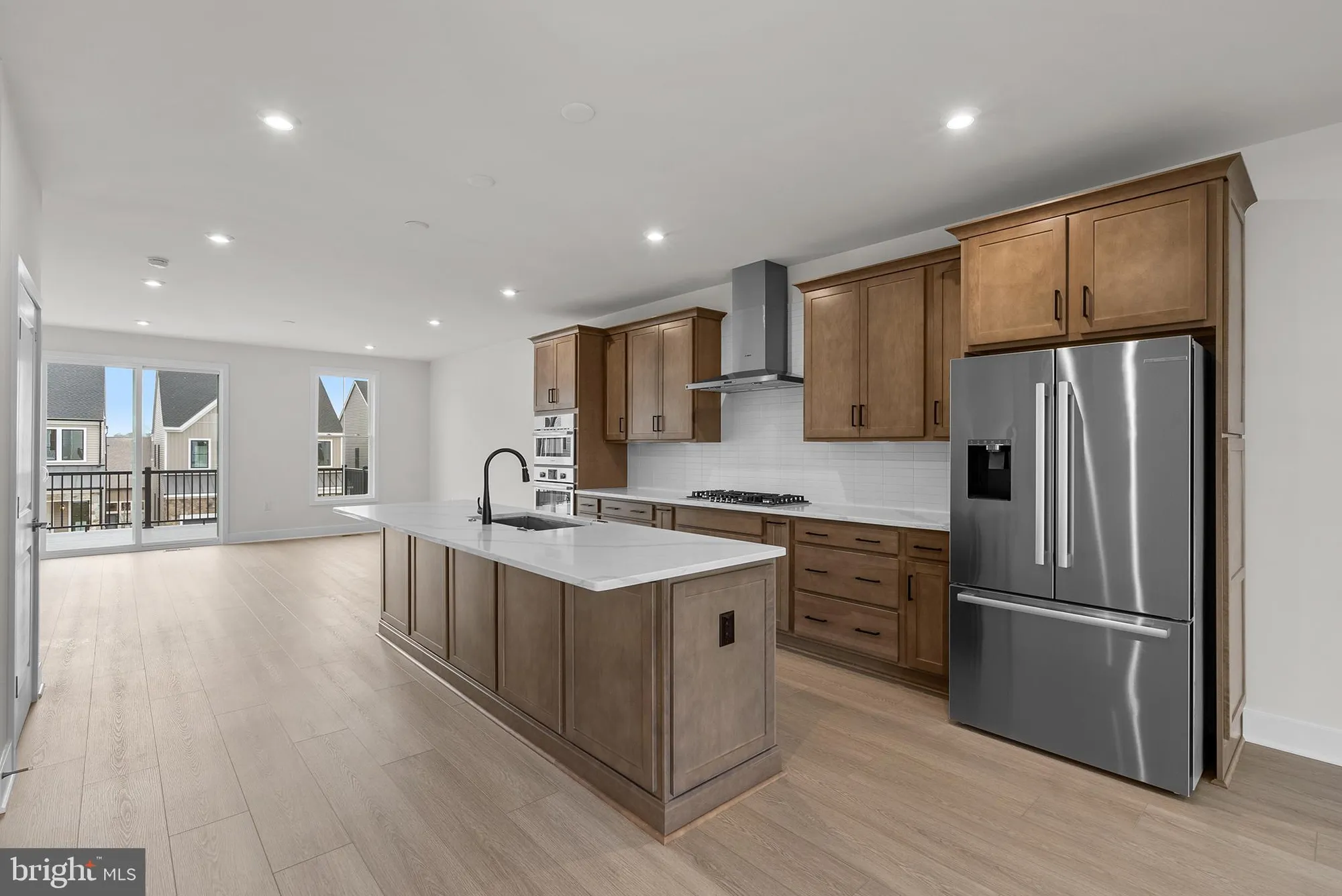 Property Slideshow image 5 of 30 | 44486 lowestoft sq, Ashburn, VA, 20147