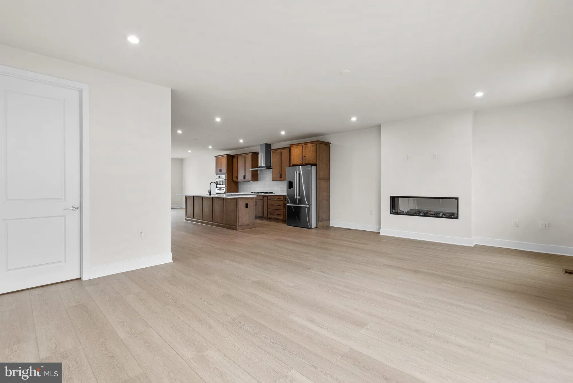 Property Slideshow image 12 of 30 | 44486 lowestoft sq, Ashburn, VA, 20147