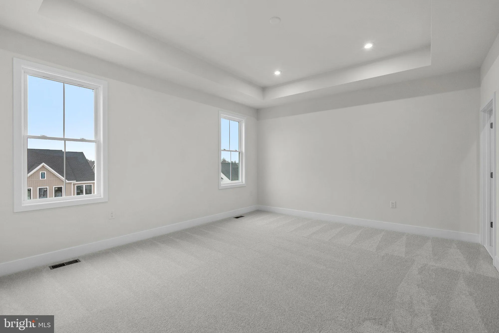 Property Slideshow image 18 of 30 | 44486 lowestoft sq, Ashburn, VA, 20147