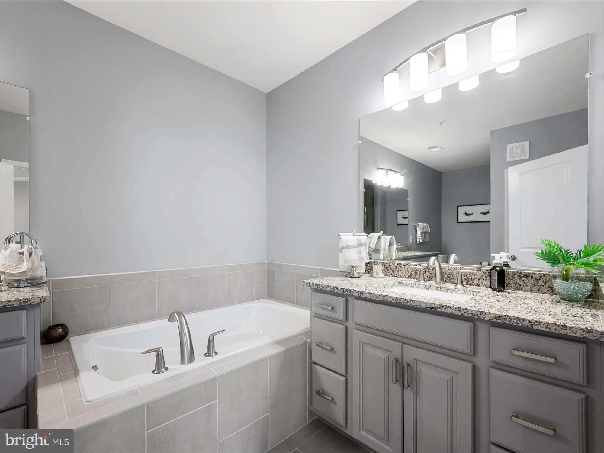 Property Slideshow image 29 of 35 | 23630 havelock walk ter unit 218, Ashburn, VA, 20148