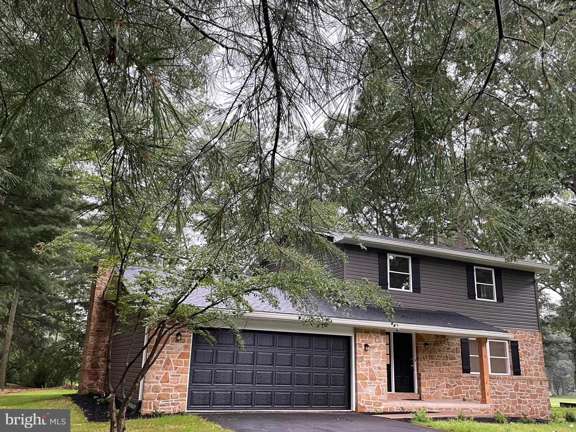 Property Slideshow image 4 of 55 | 6580 fairway dr, Fayetteville, PA, 17222