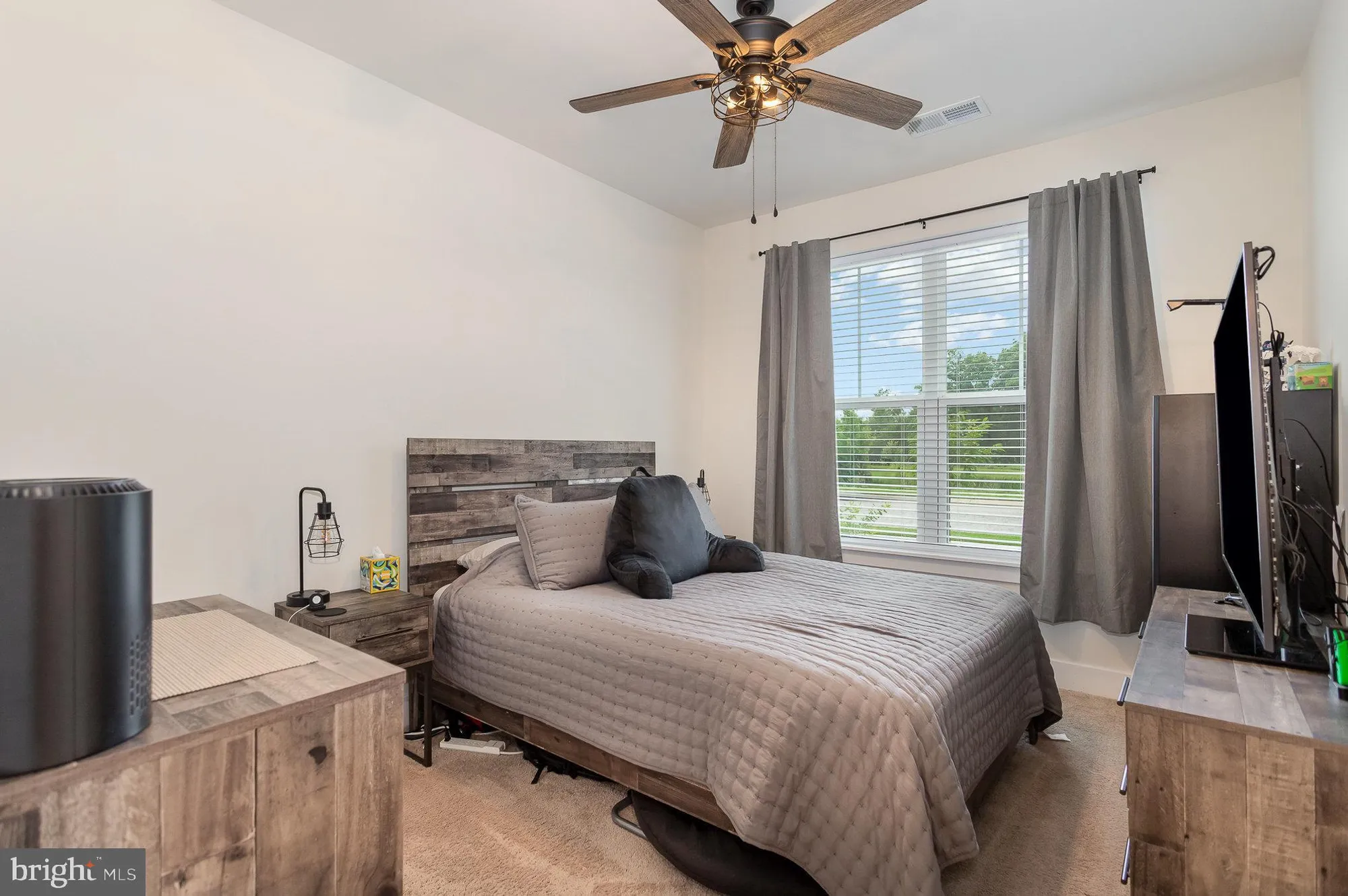 Property Slideshow image 16 of 58 | 318 rustic wood dr, Gettysburg, PA, 17325