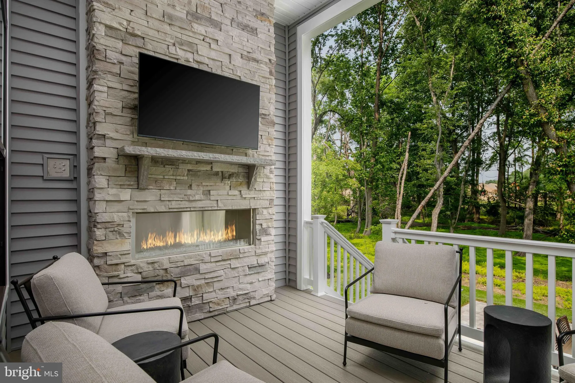 Property Slideshow image 17 of 18 | 9792 blue ivy way, Ellicott City, MD, 21042