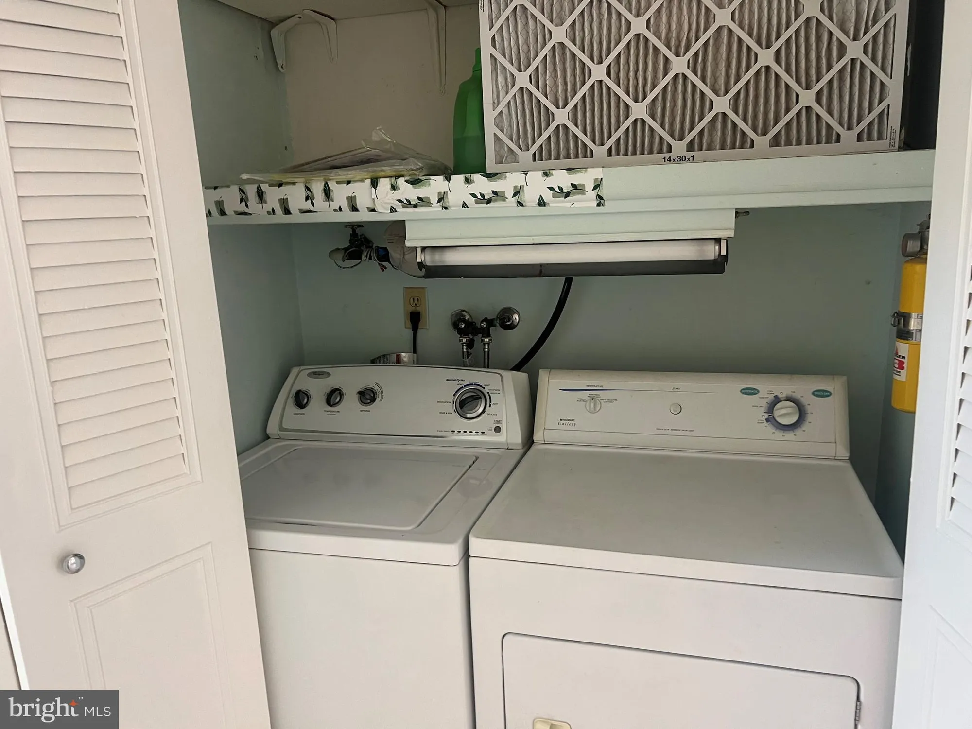 Property Slideshow image 18 of 28 | 1099a argyll cir, Lakewood, NJ, 08701