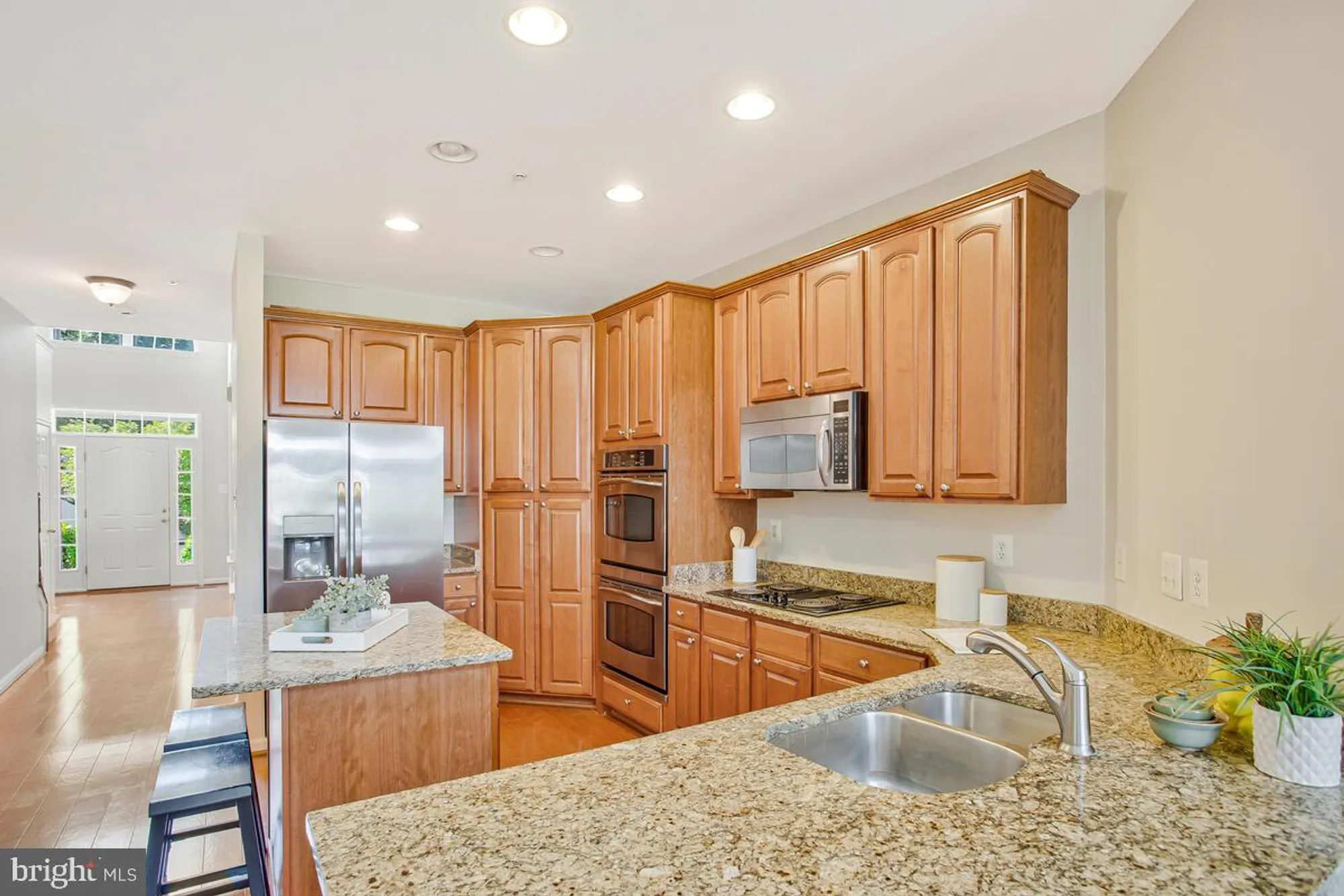Property Slideshow image 15 of 75 | 8861 shining oceans way 27, Columbia, MD, 21045