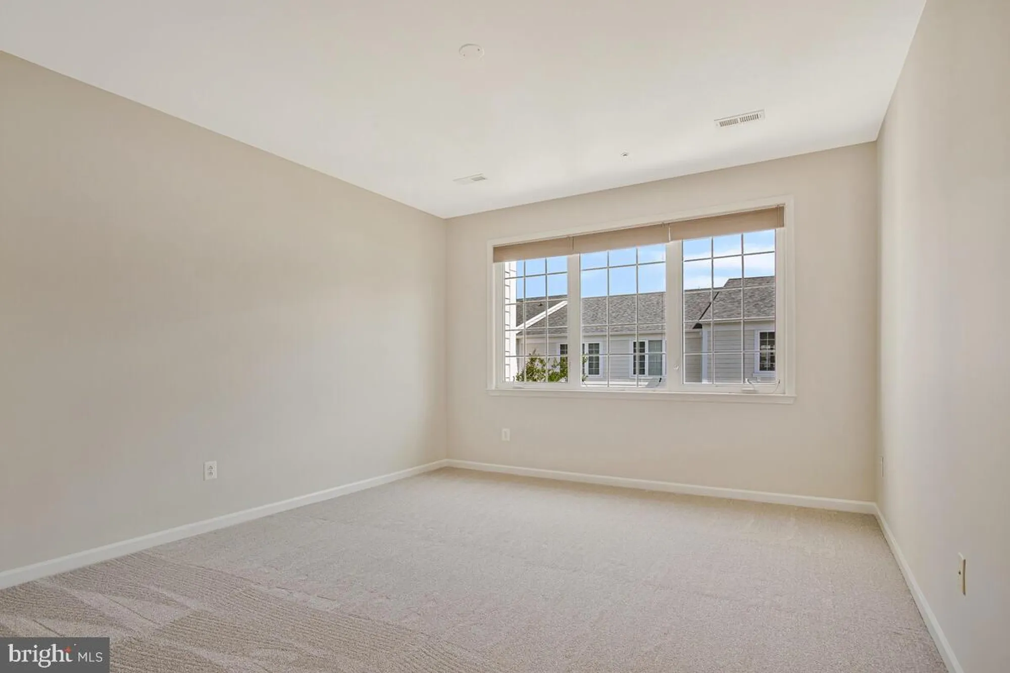 Property Slideshow image 31 of 75 | 8861 shining oceans way 27, Columbia, MD, 21045