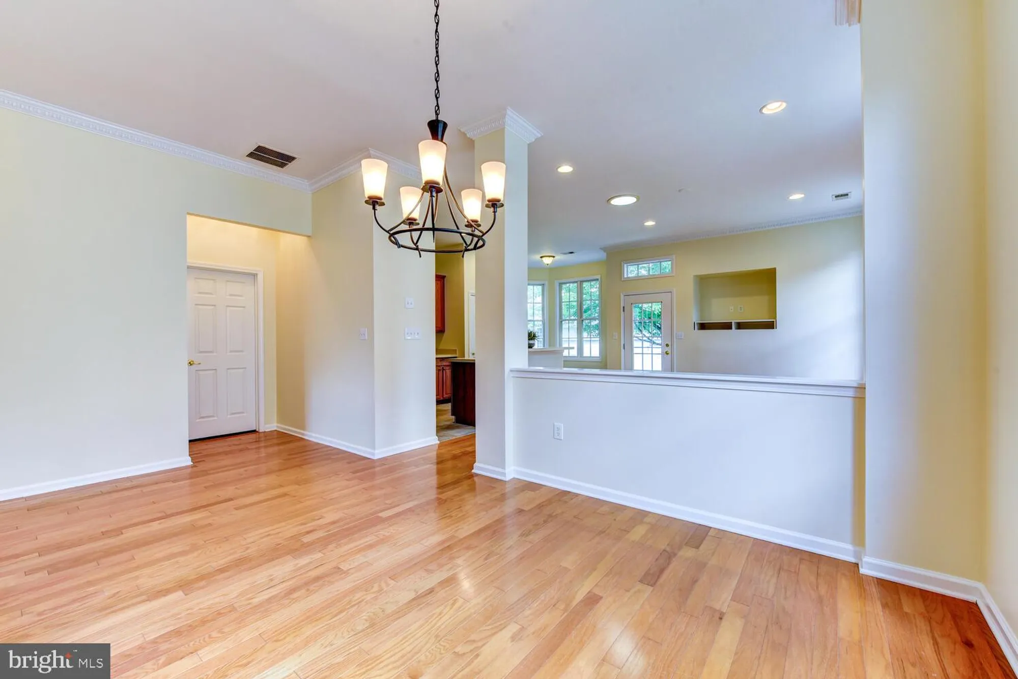Property Slideshow image 28 of 57 | 5 trowbridge ln, Cranbury, NJ, 08512