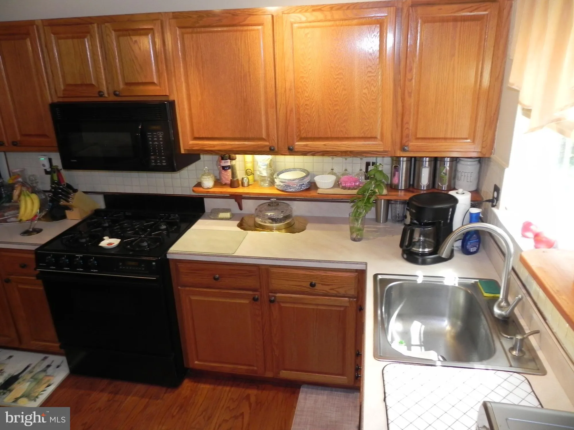 Property Slideshow image 6 of 33 | 649 panama ct, Williamstown, NJ, 08094