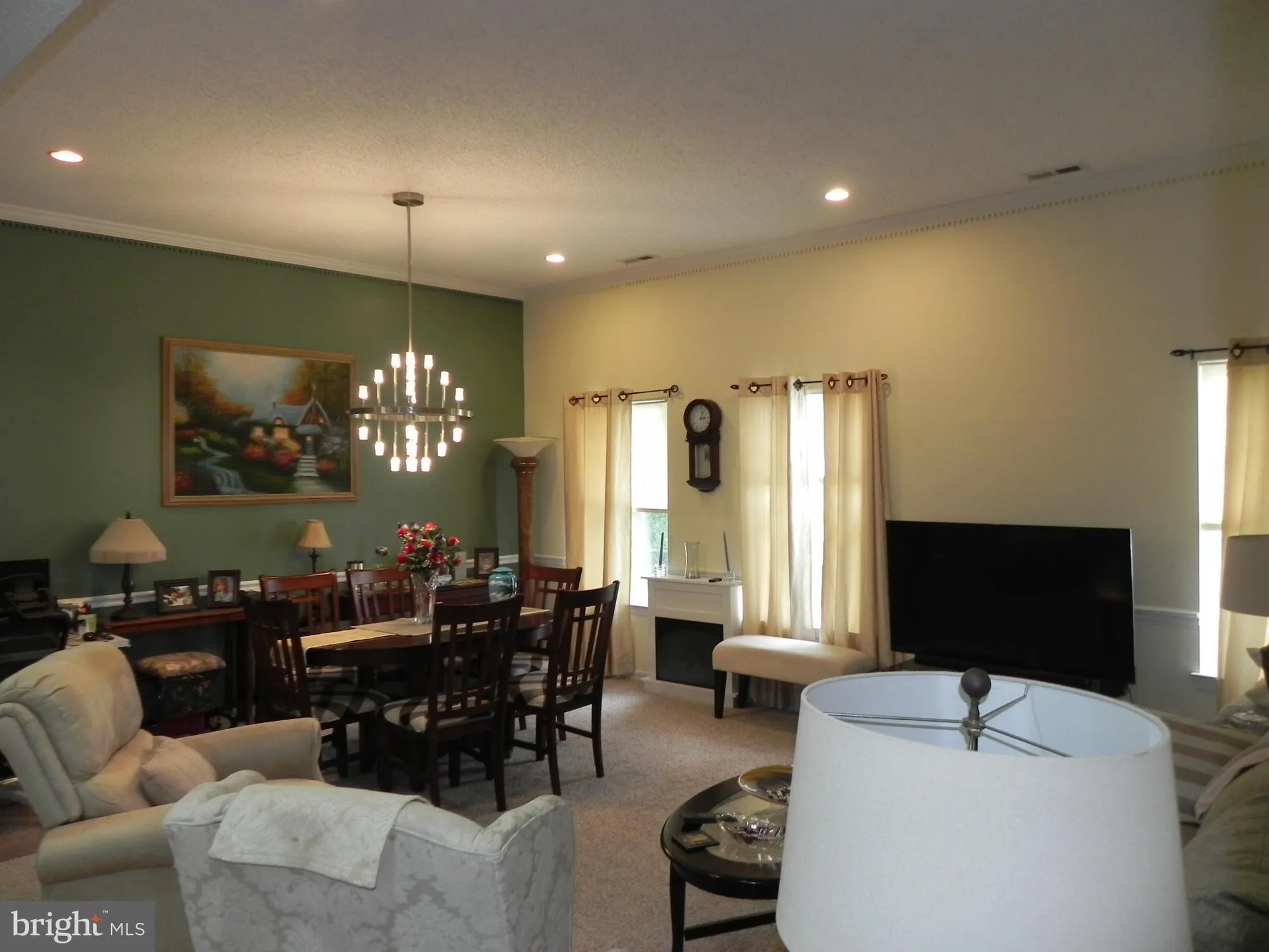 Property Slideshow image 13 of 33 | 649 panama ct, Williamstown, NJ, 08094