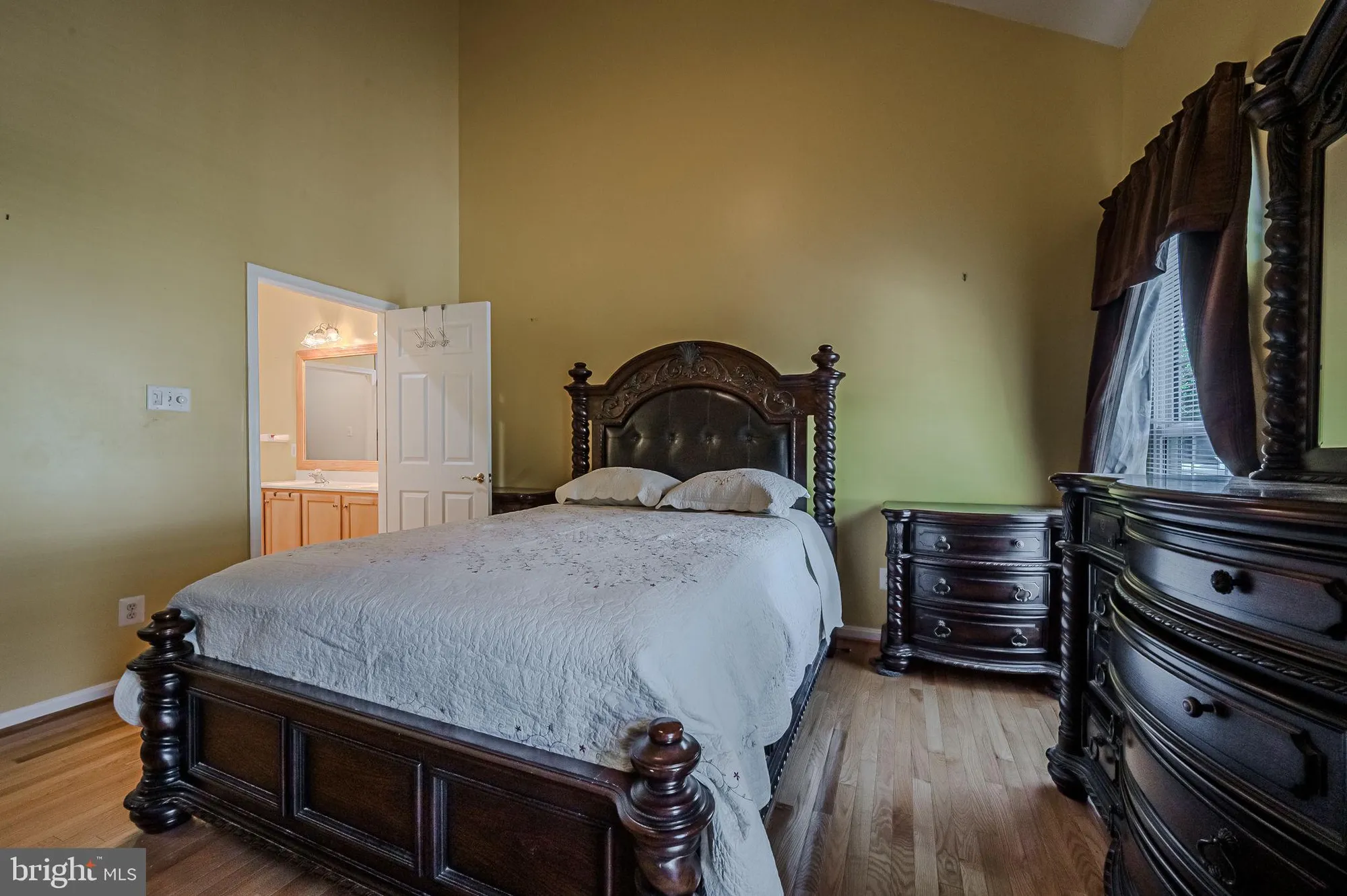 Property Slideshow image 15 of 33 | 433 pierce run, Newark, DE, 19702