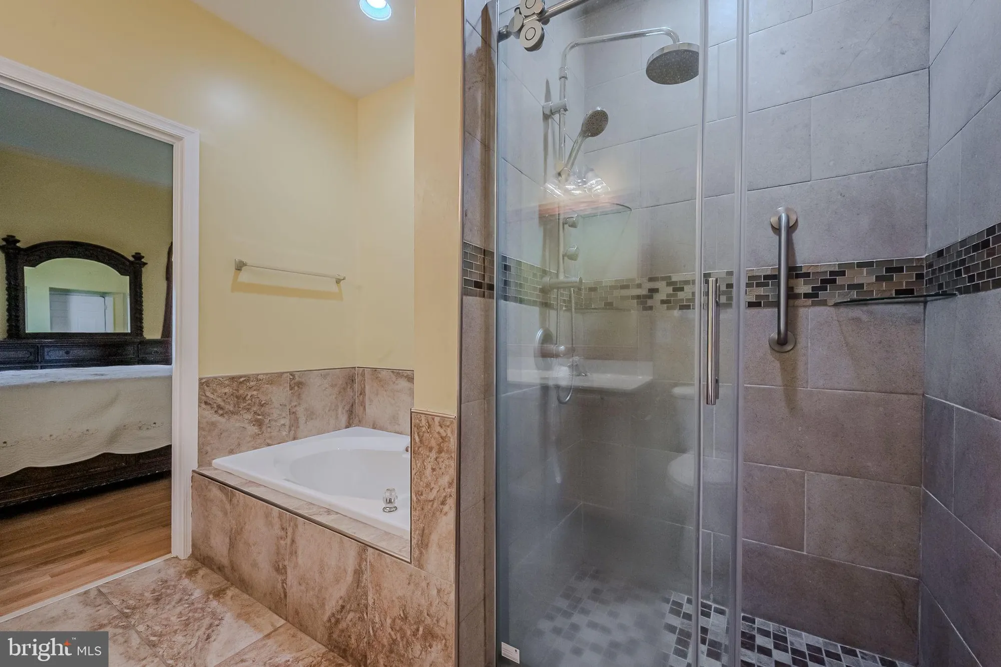 Property Slideshow image 17 of 33 | 433 pierce run, Newark, DE, 19702