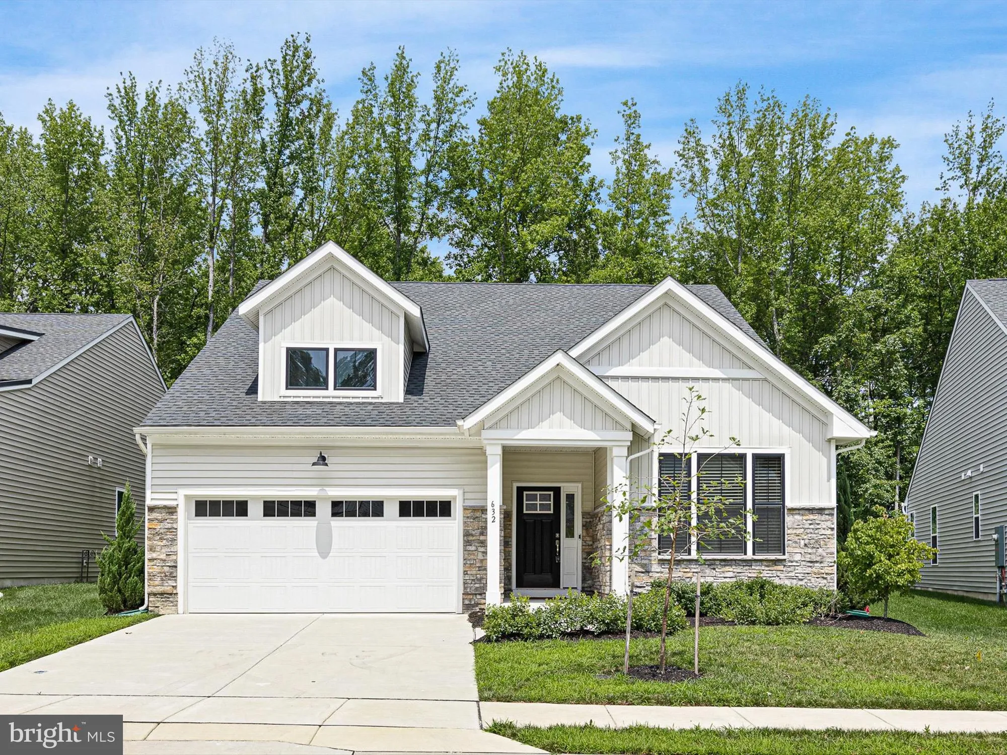 Property Slideshow image 1 of 28 | 632 mayfield falls dr, Newark, DE, 19702