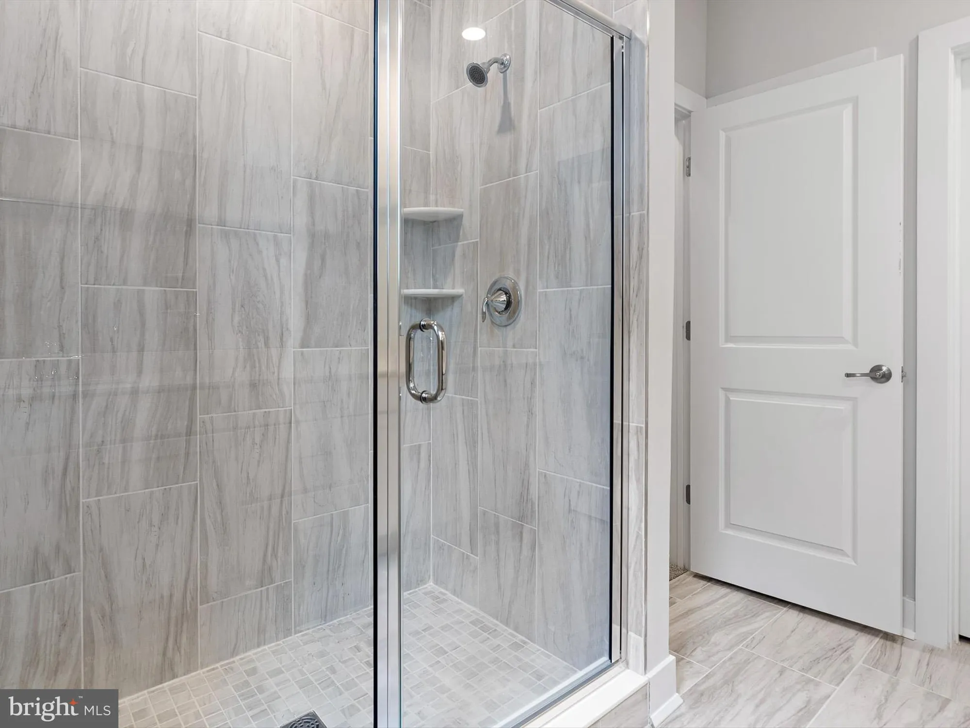 Property Slideshow image 22 of 28 | 632 mayfield falls dr, Newark, DE, 19702