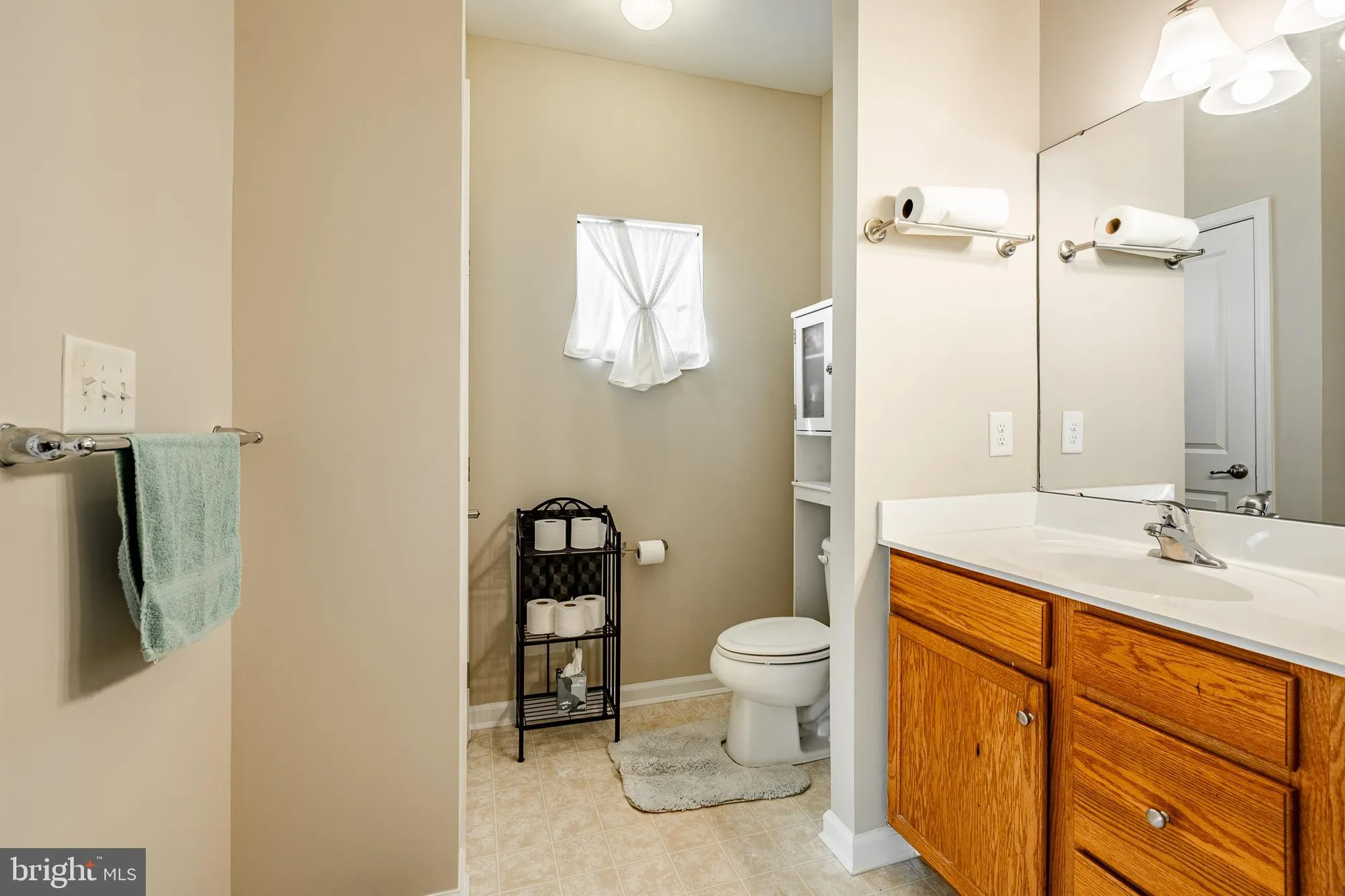 Property Slideshow image 23 of 59 | 246 anita ct, Newark, DE, 19702