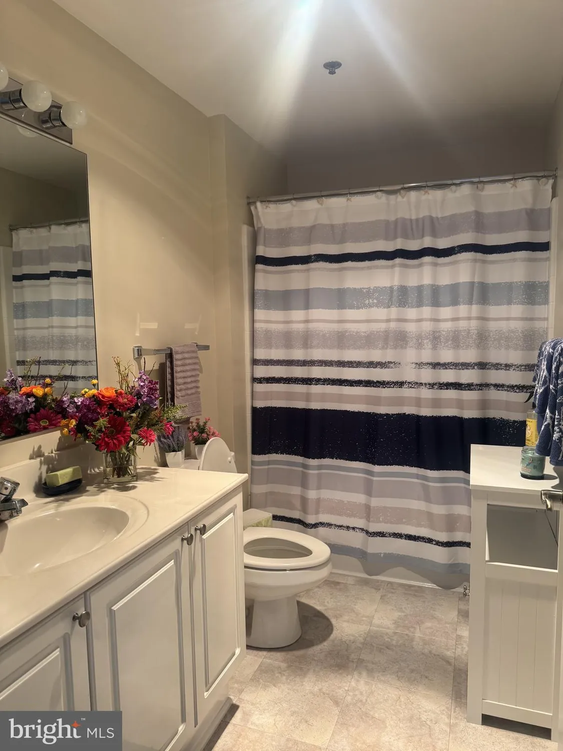 Property Slideshow image 16 of 22 | 3200 n leisure world blvd apt 702, Silver Spring, MD, 20906